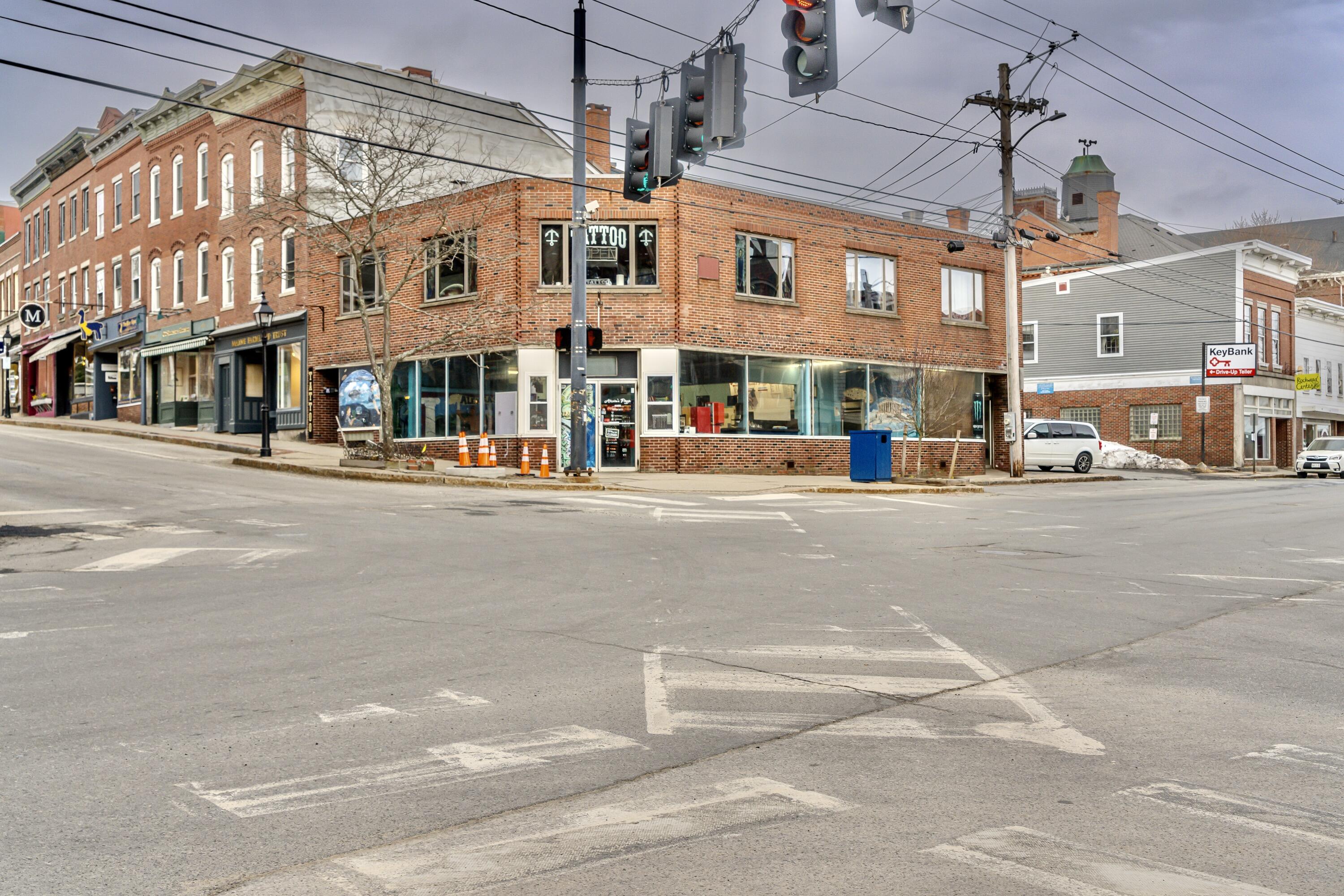 main property photo 20