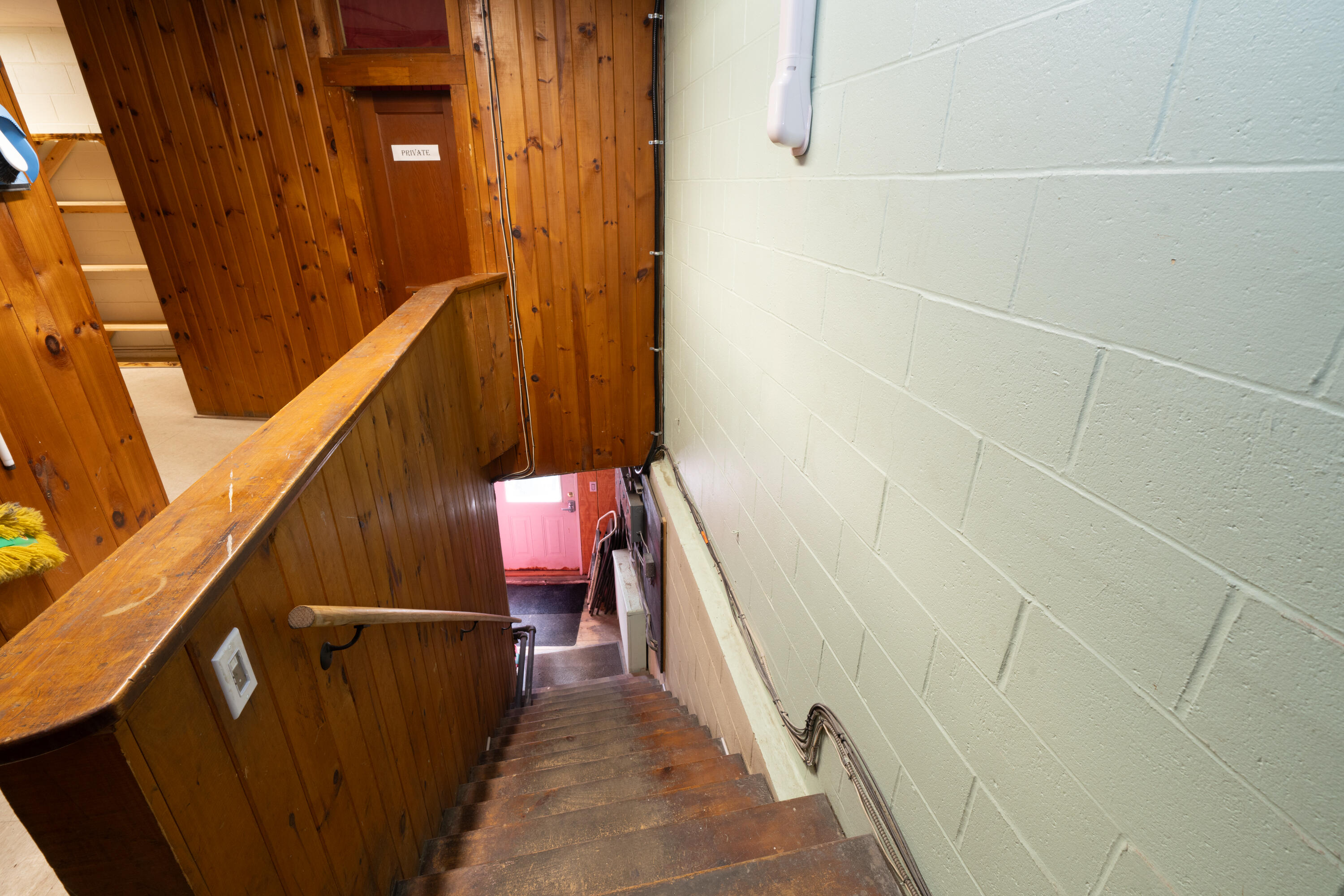 main property photo 47