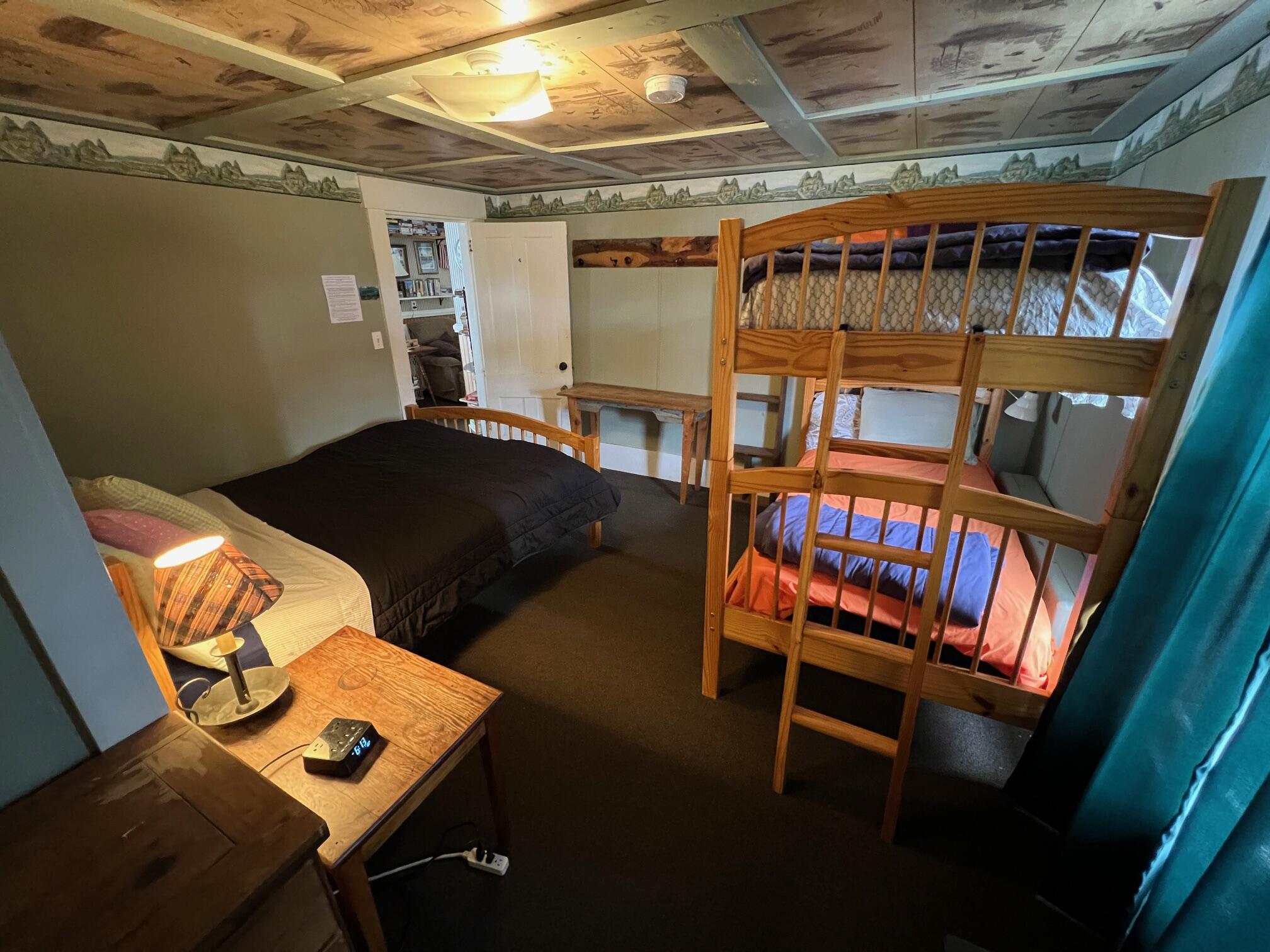 main property photo 34