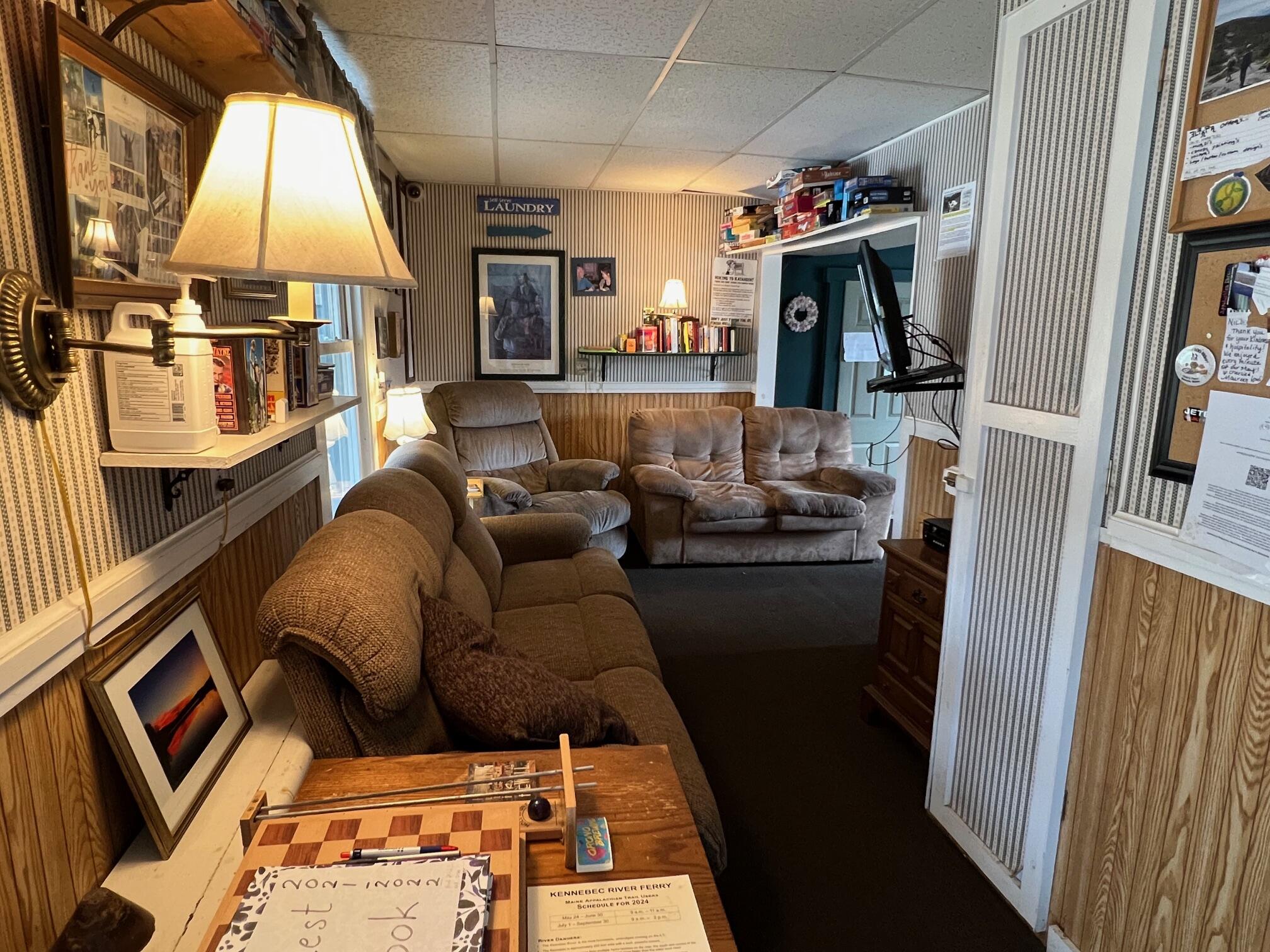 main property photo 28