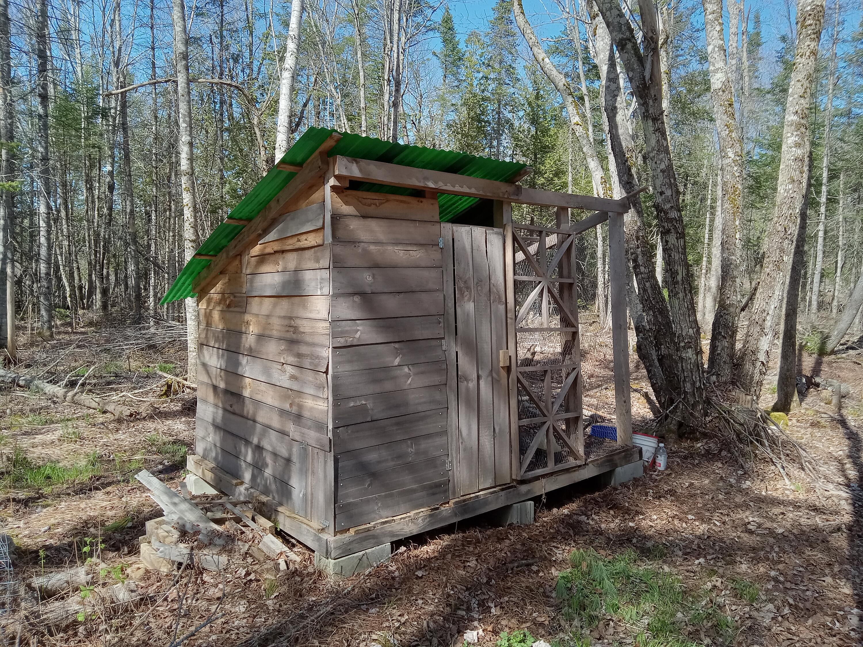 main property photo 28