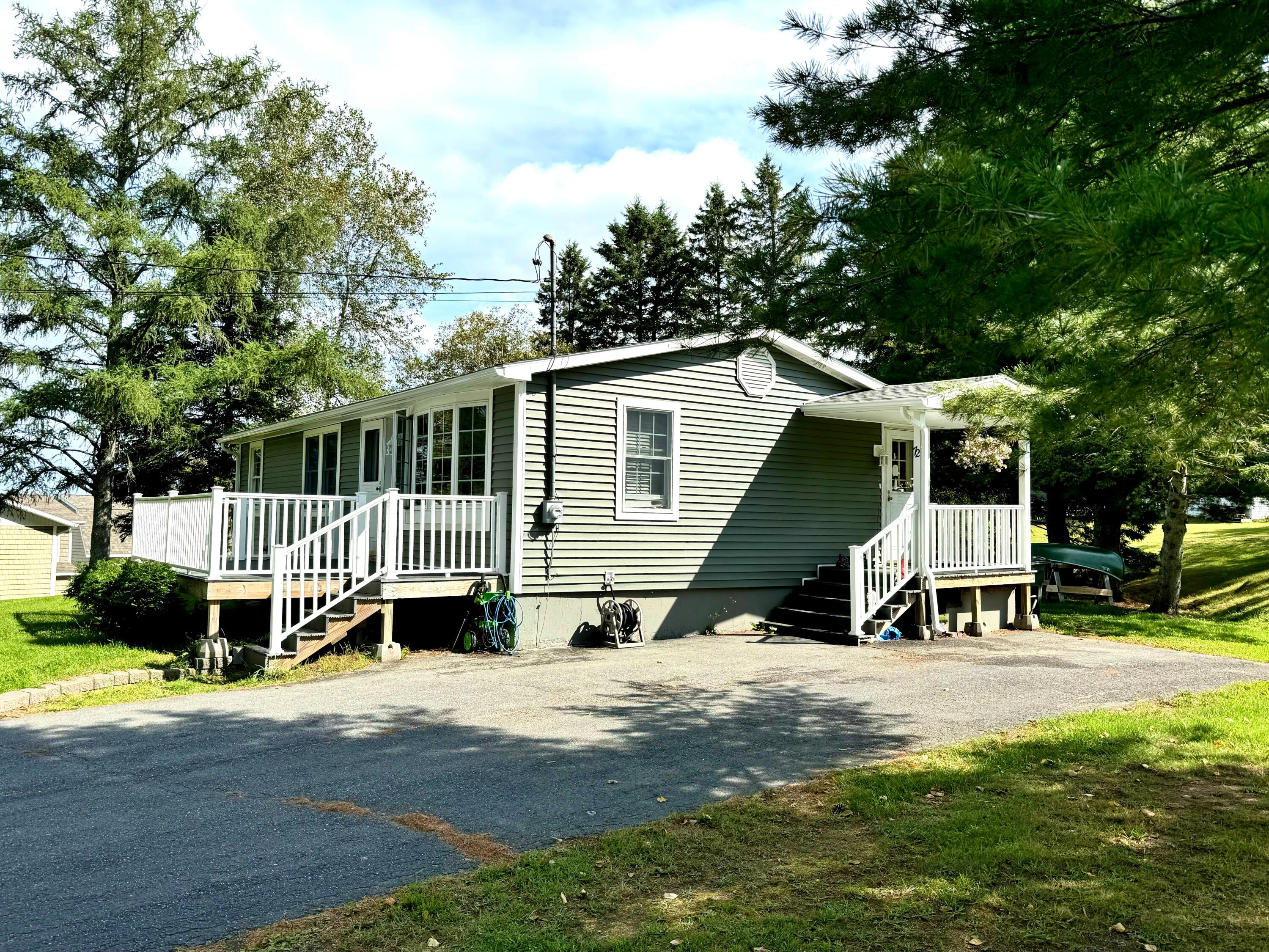 property viewer photo 2