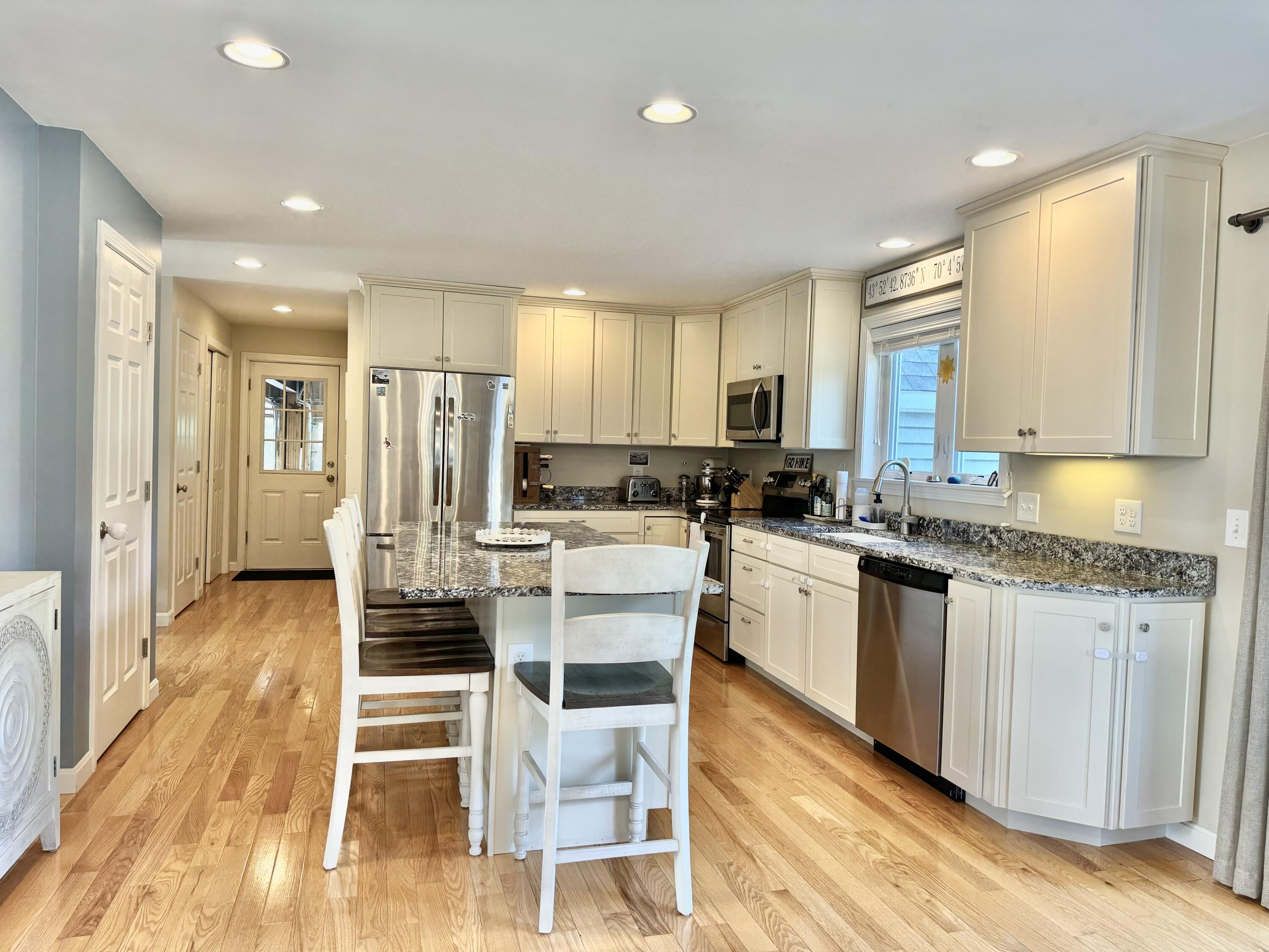 main property photo 48