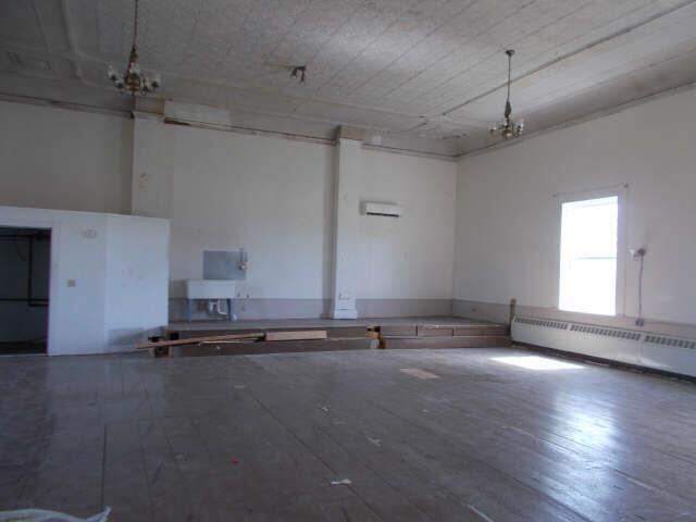 main property photo 10
