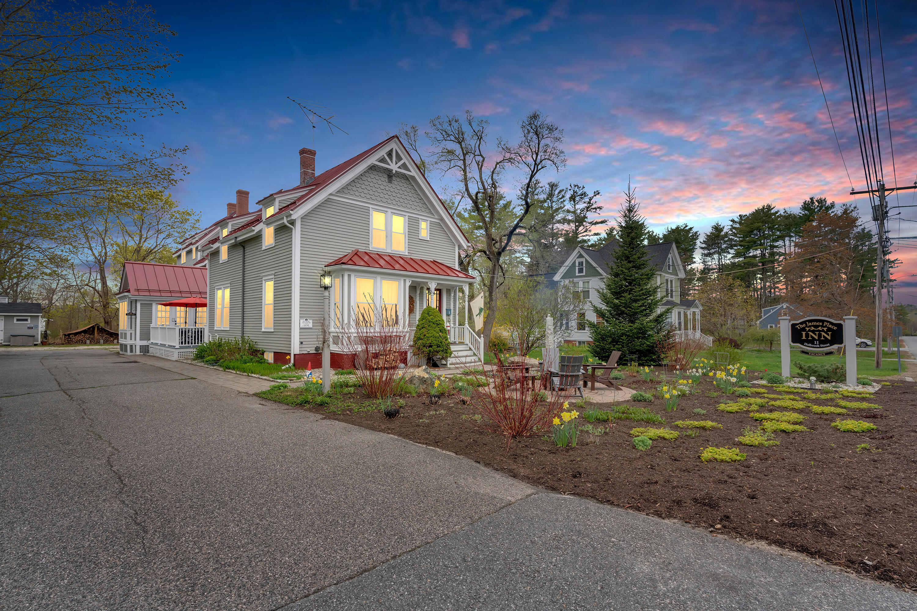 main property photo 32