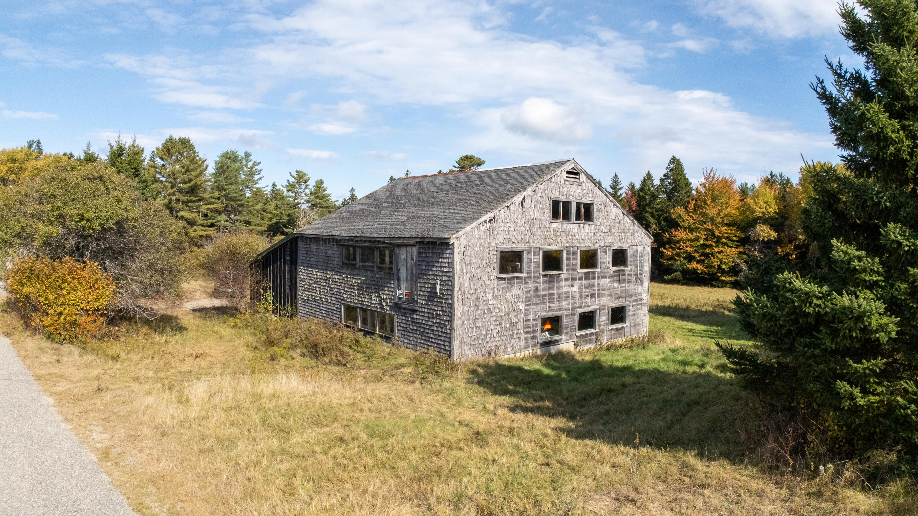 main property photo 14