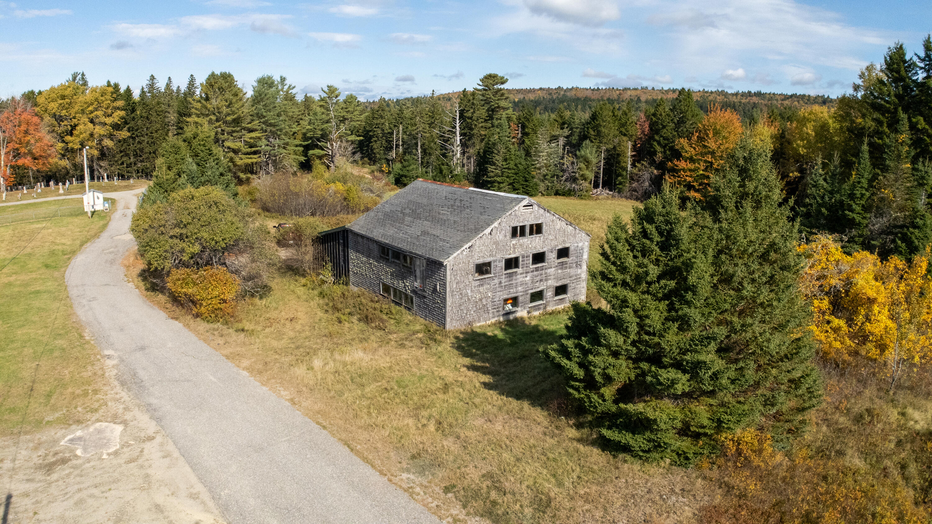 main property photo 18
