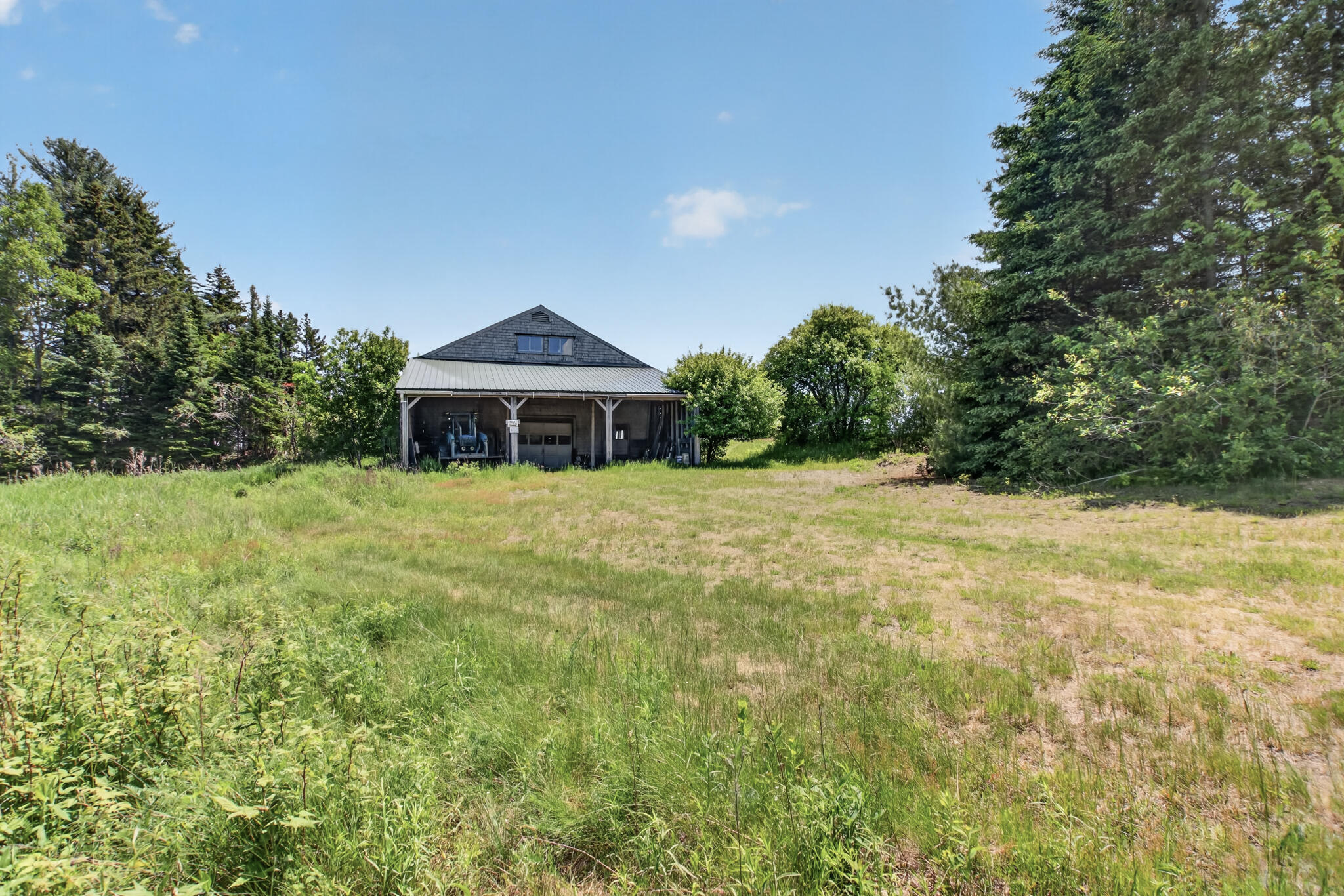 main property photo 2