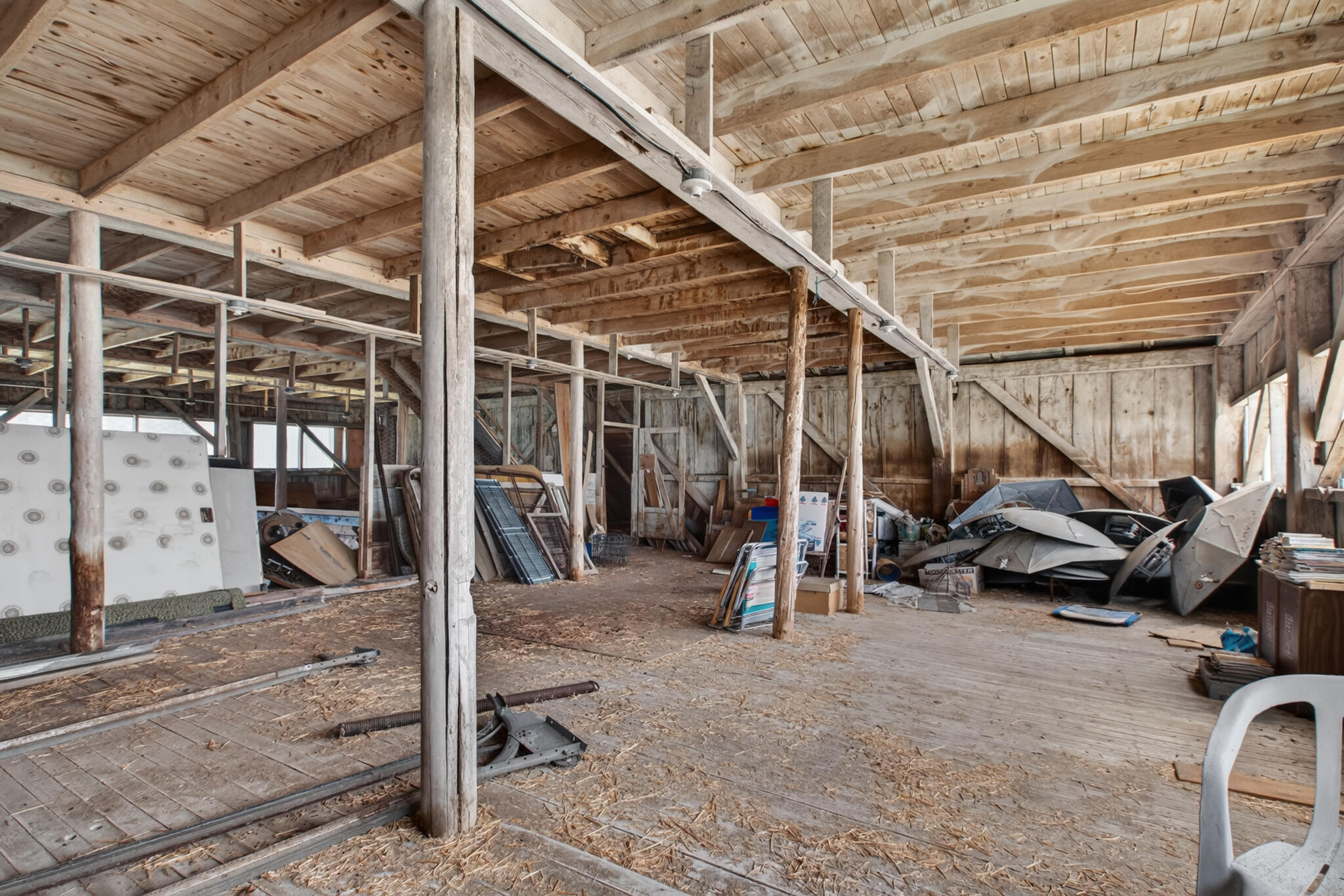 main property photo 50