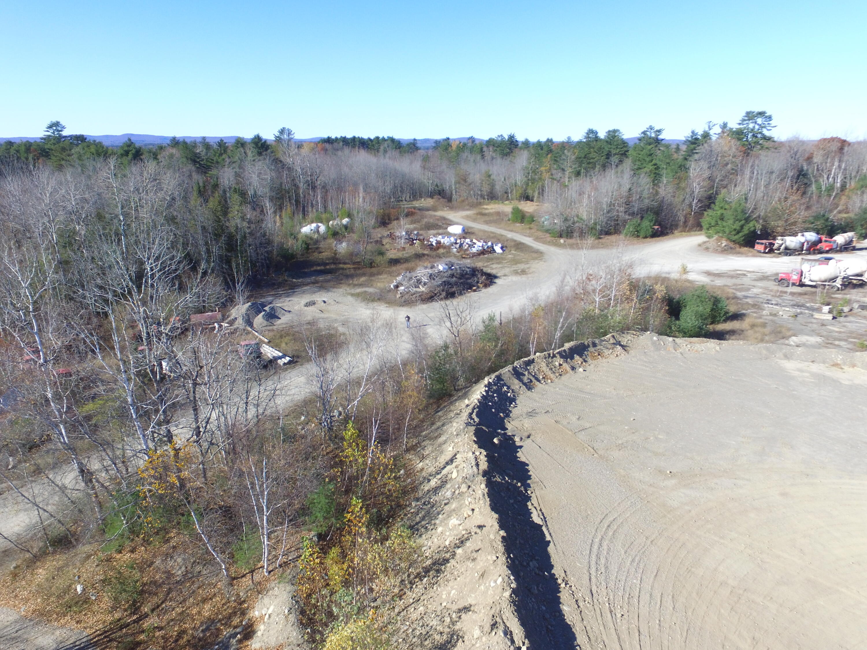 main property photo 40