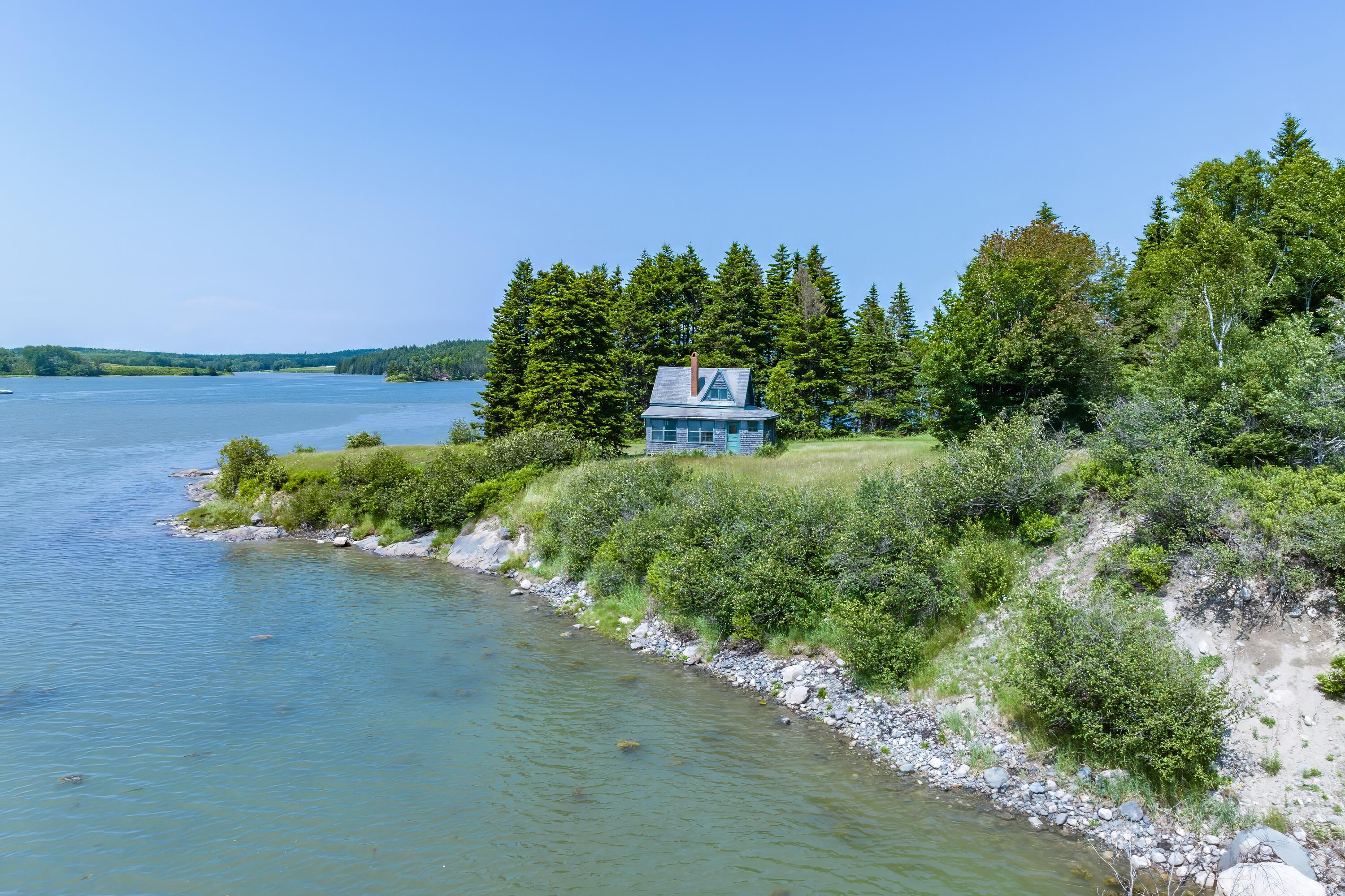 main property photo 43