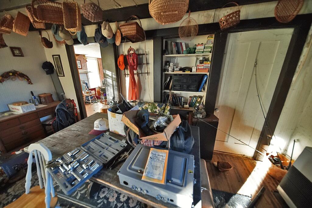 main property photo 44