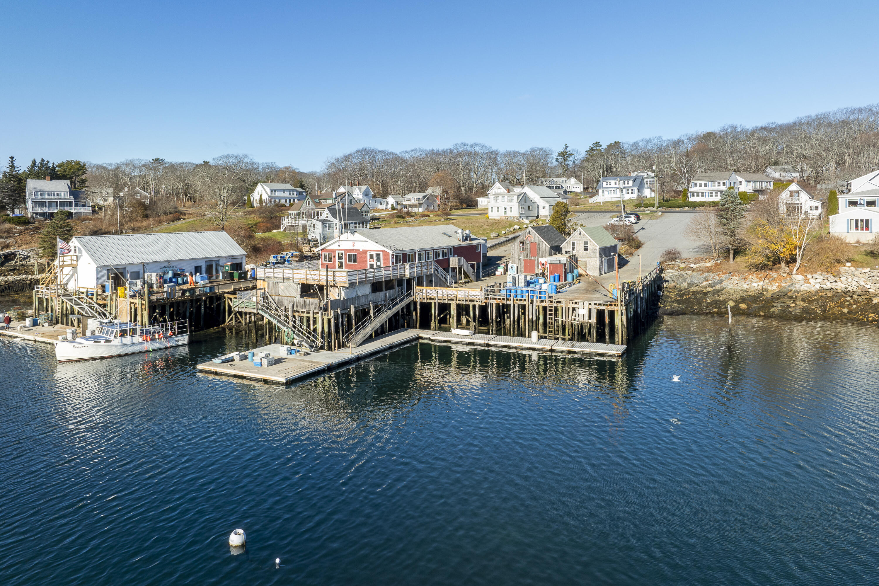 main property photo 30