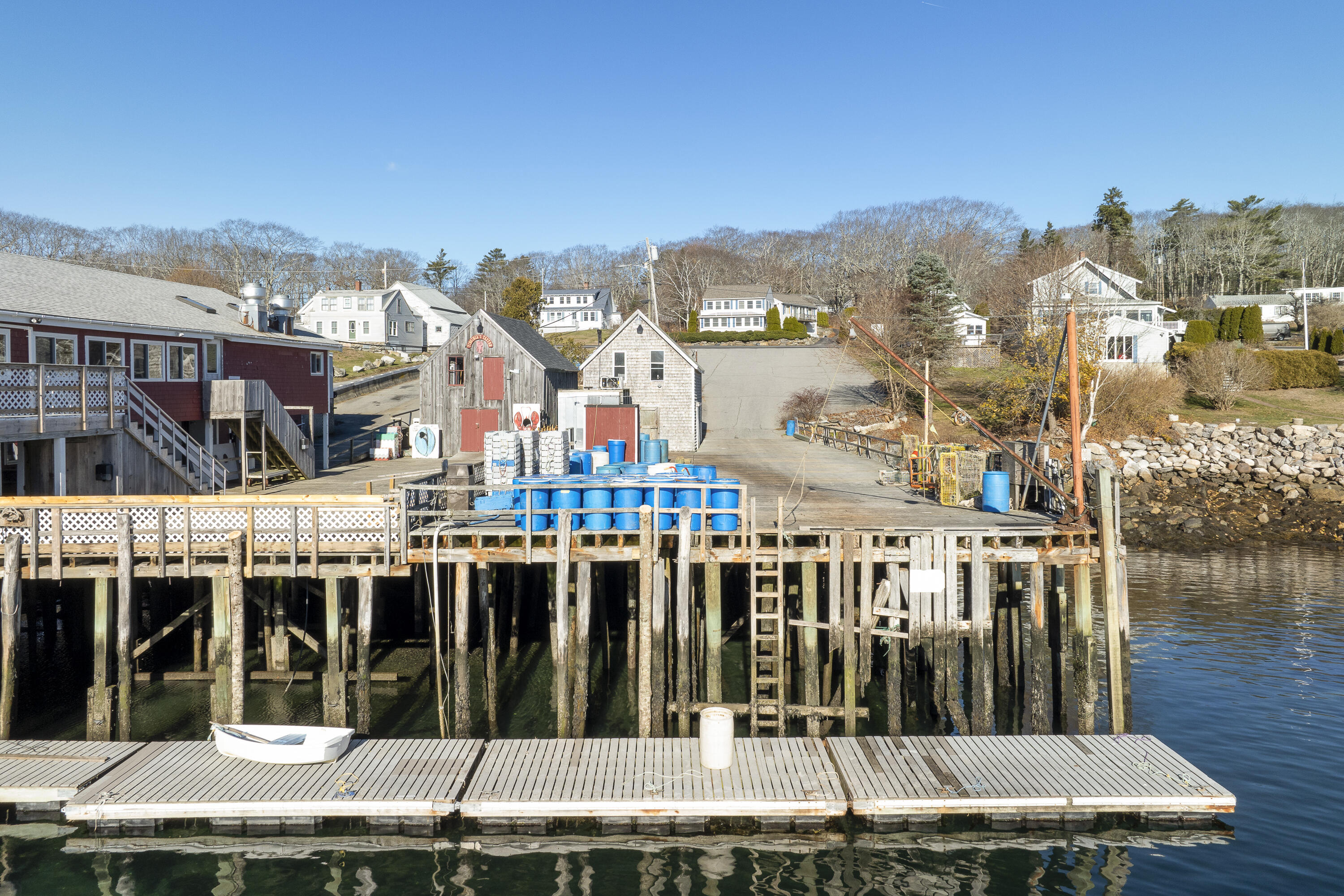 main property photo 32