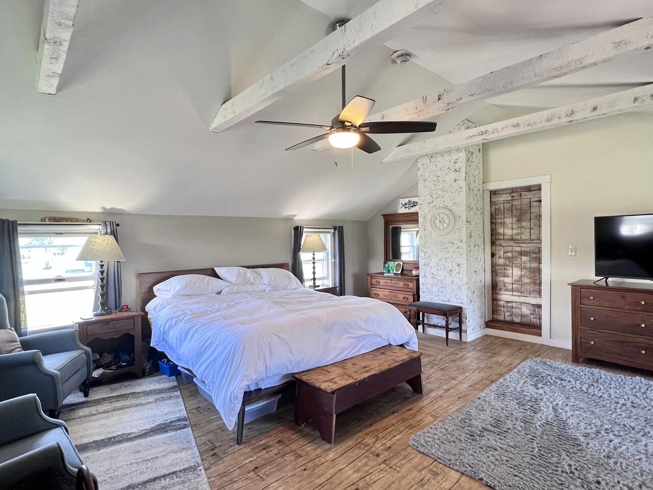 main property photo 76