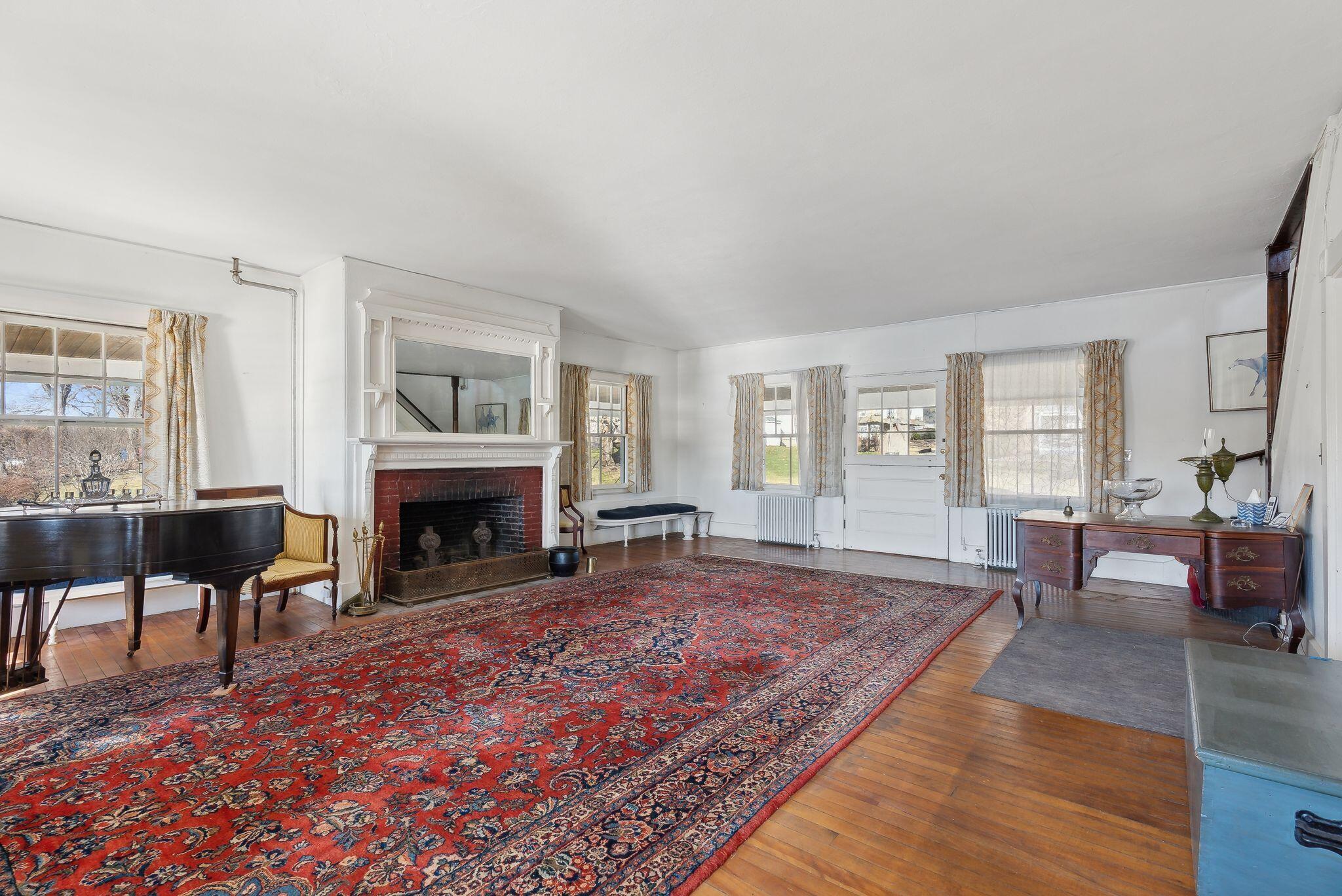 main property photo 35
