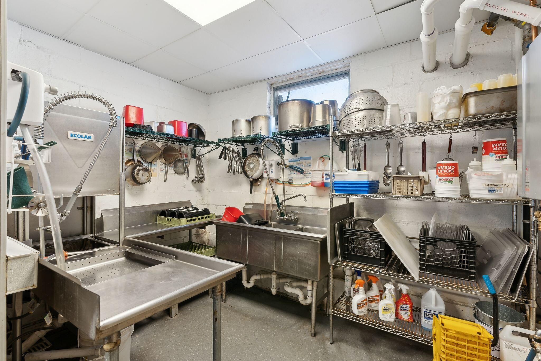 main property photo 51