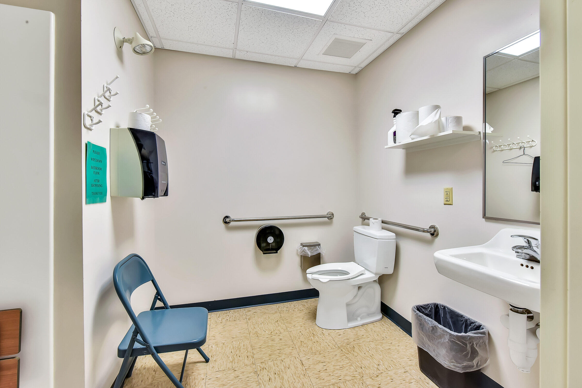 main property photo 23