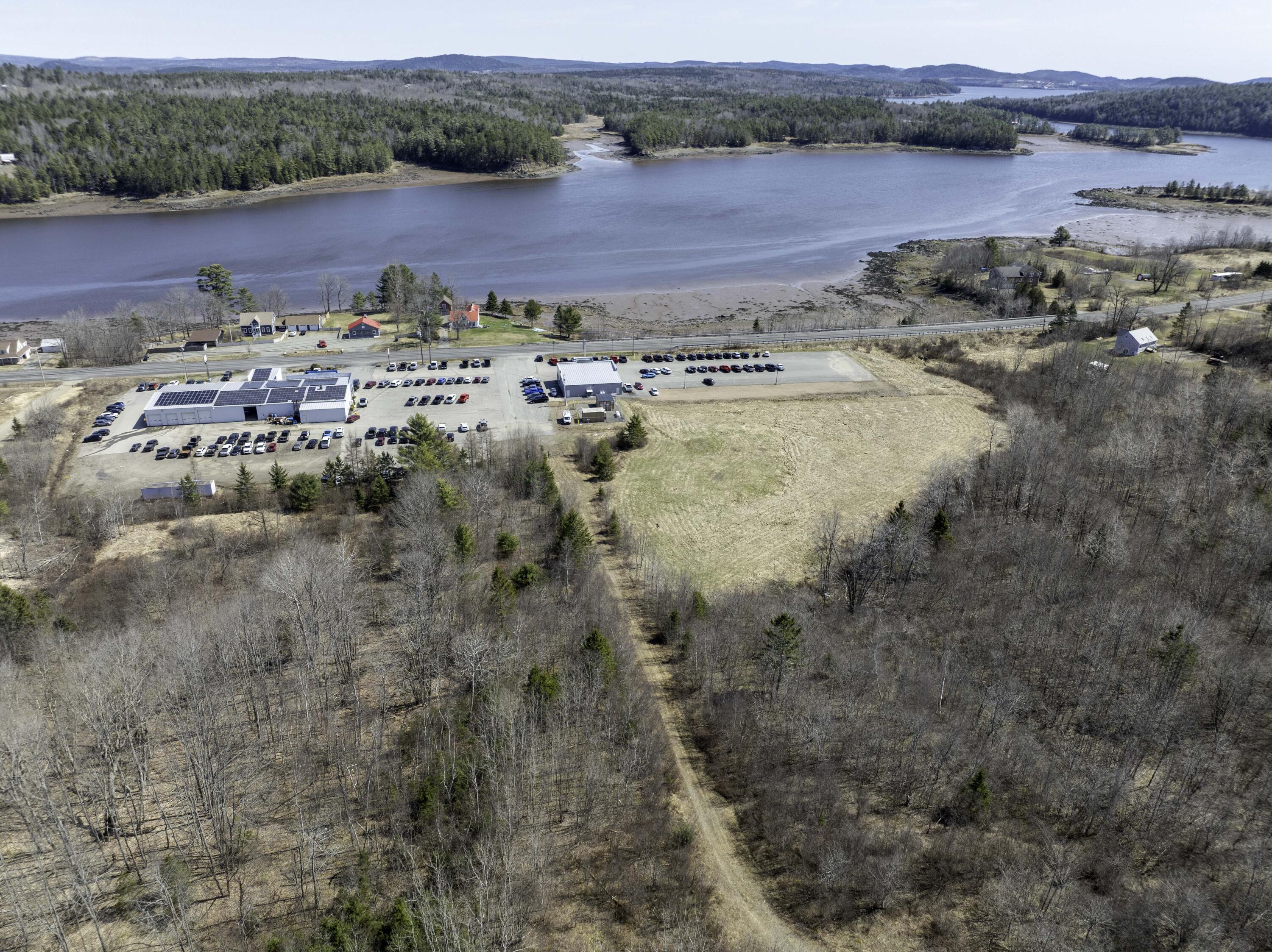 main property photo 25