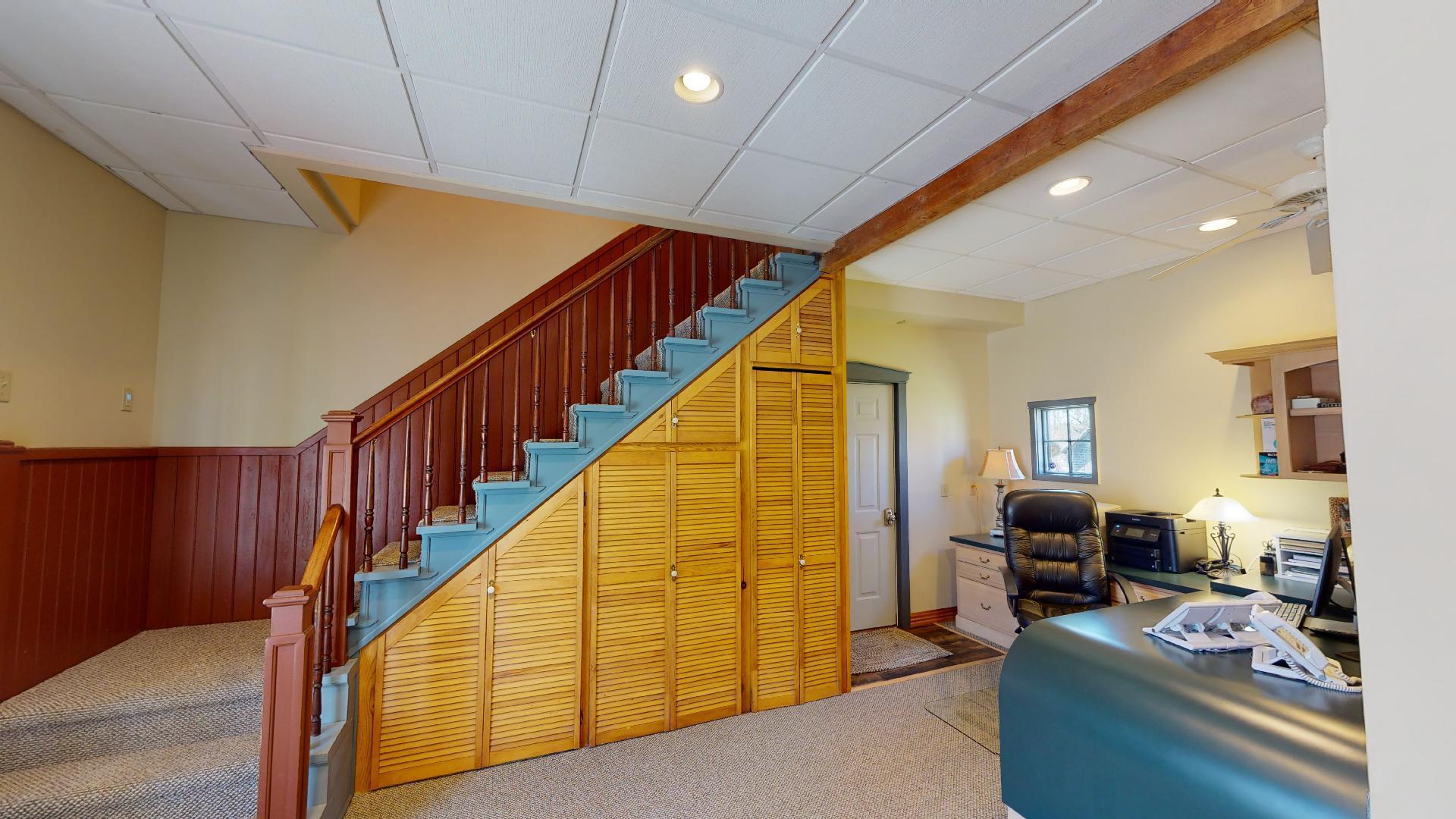 main property photo 45