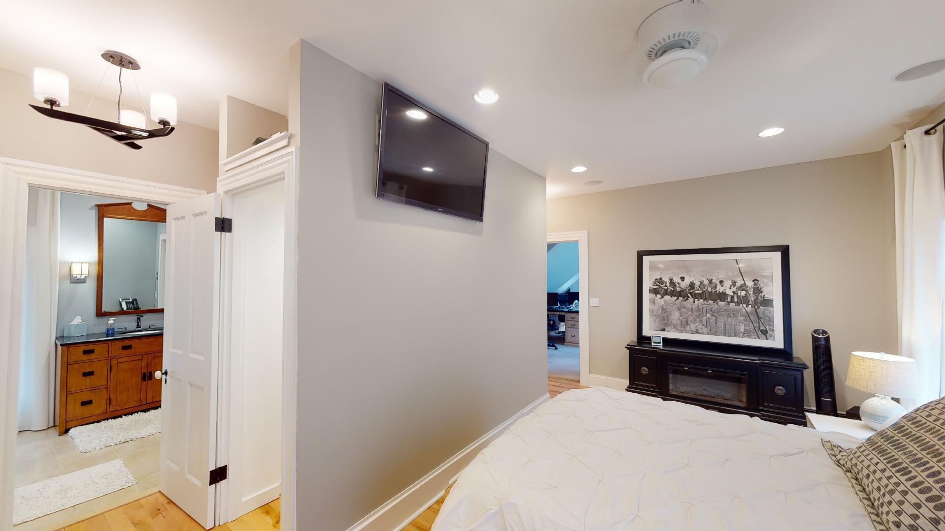 main property photo 65