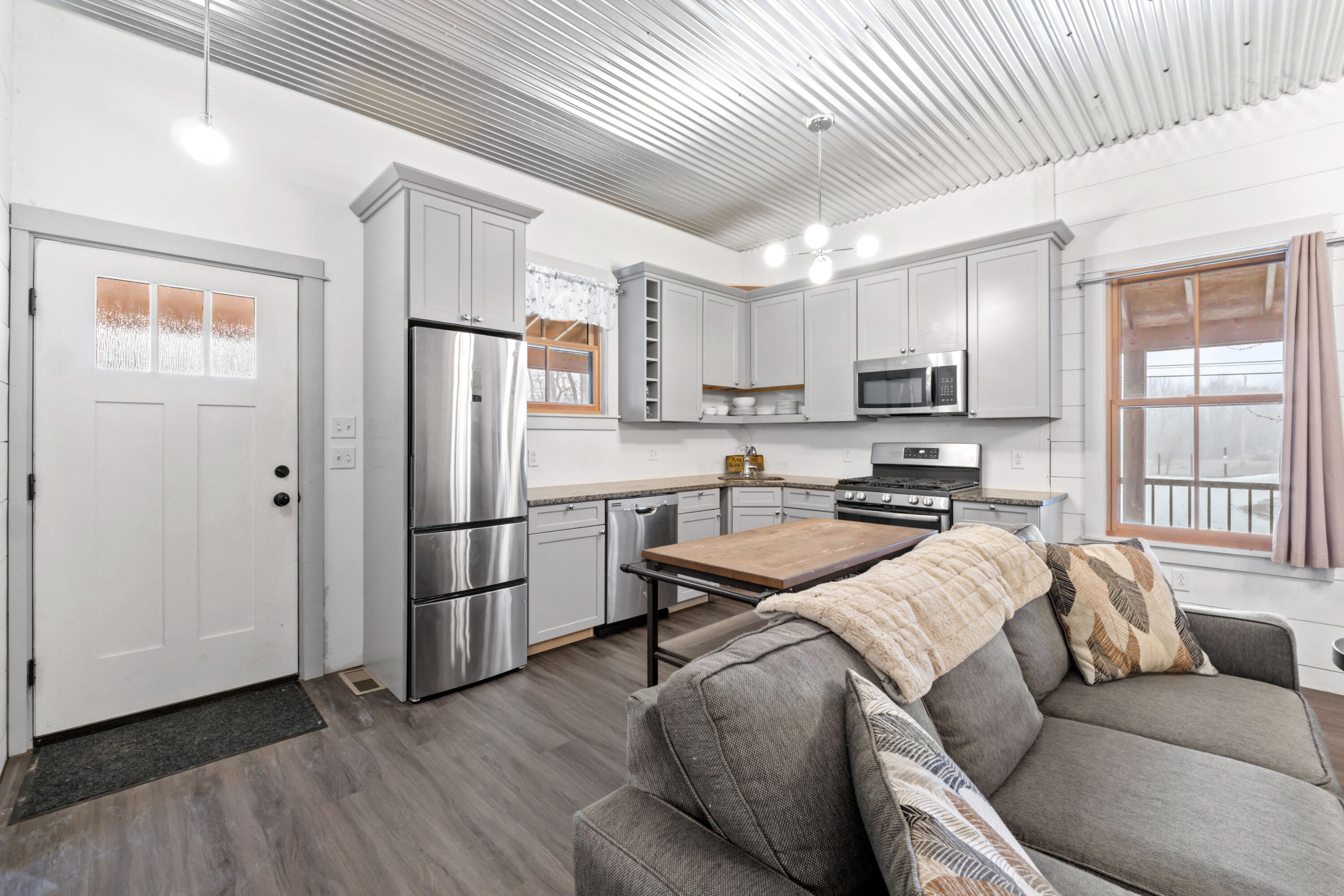 main property photo 75