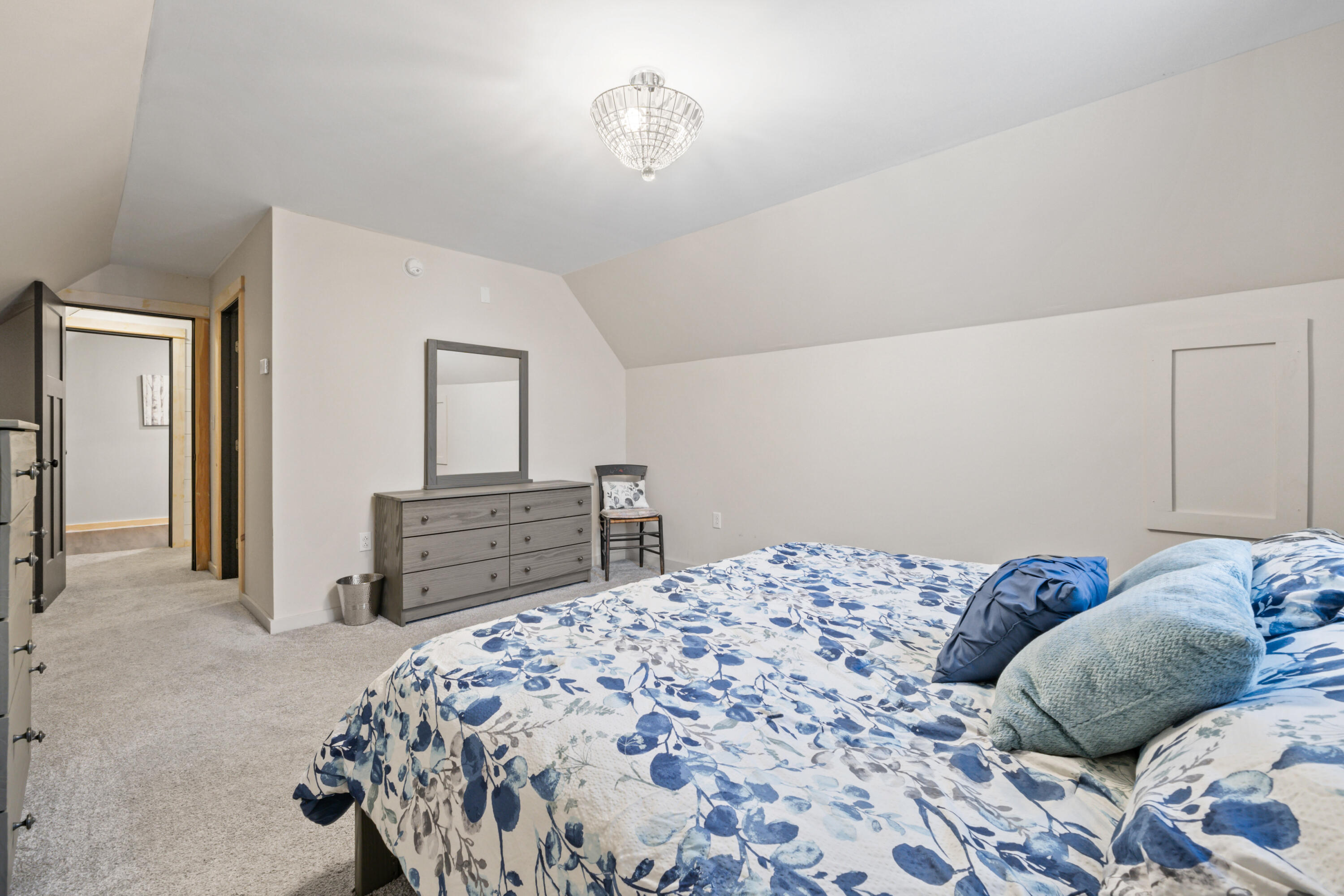 main property photo 94