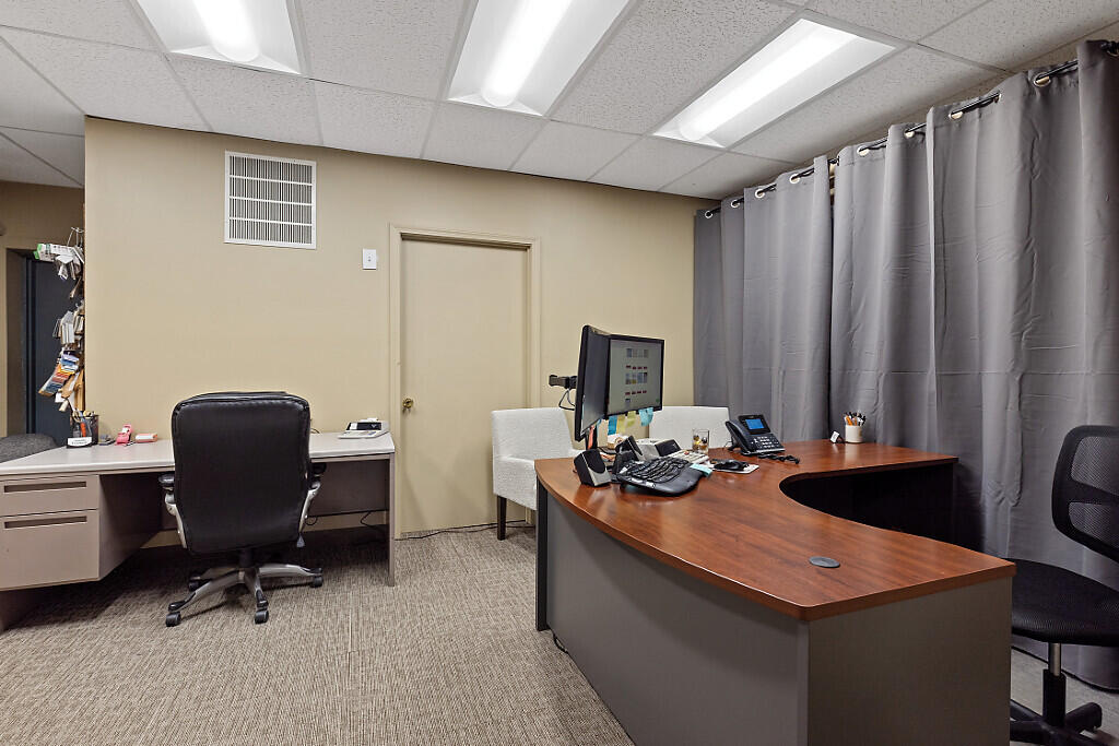 property viewer photo 15