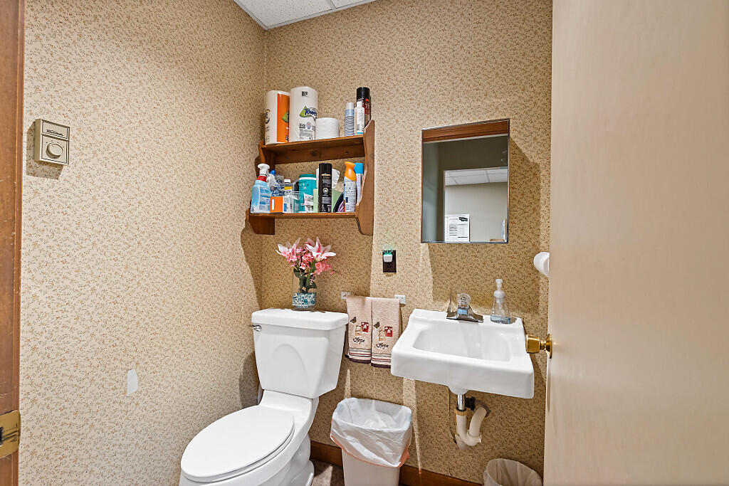 property viewer photo 36