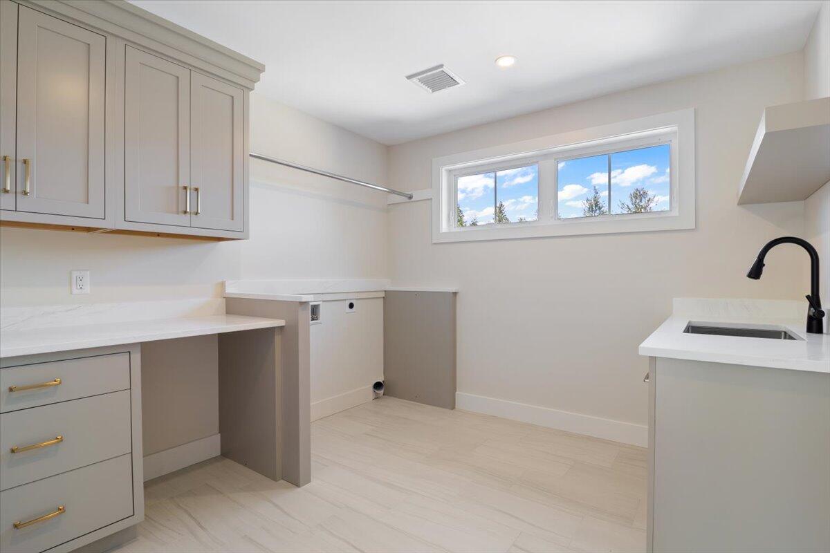 property viewer photo 27