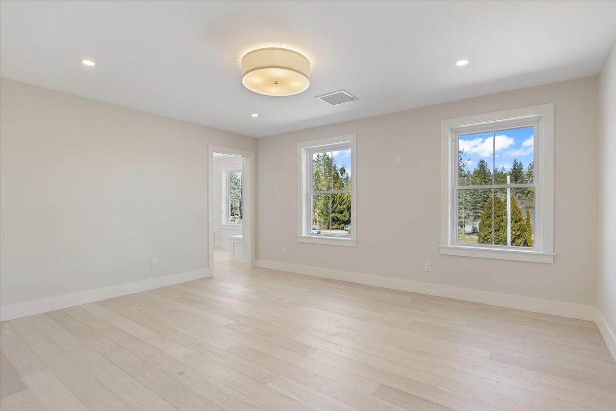 property viewer photo 35