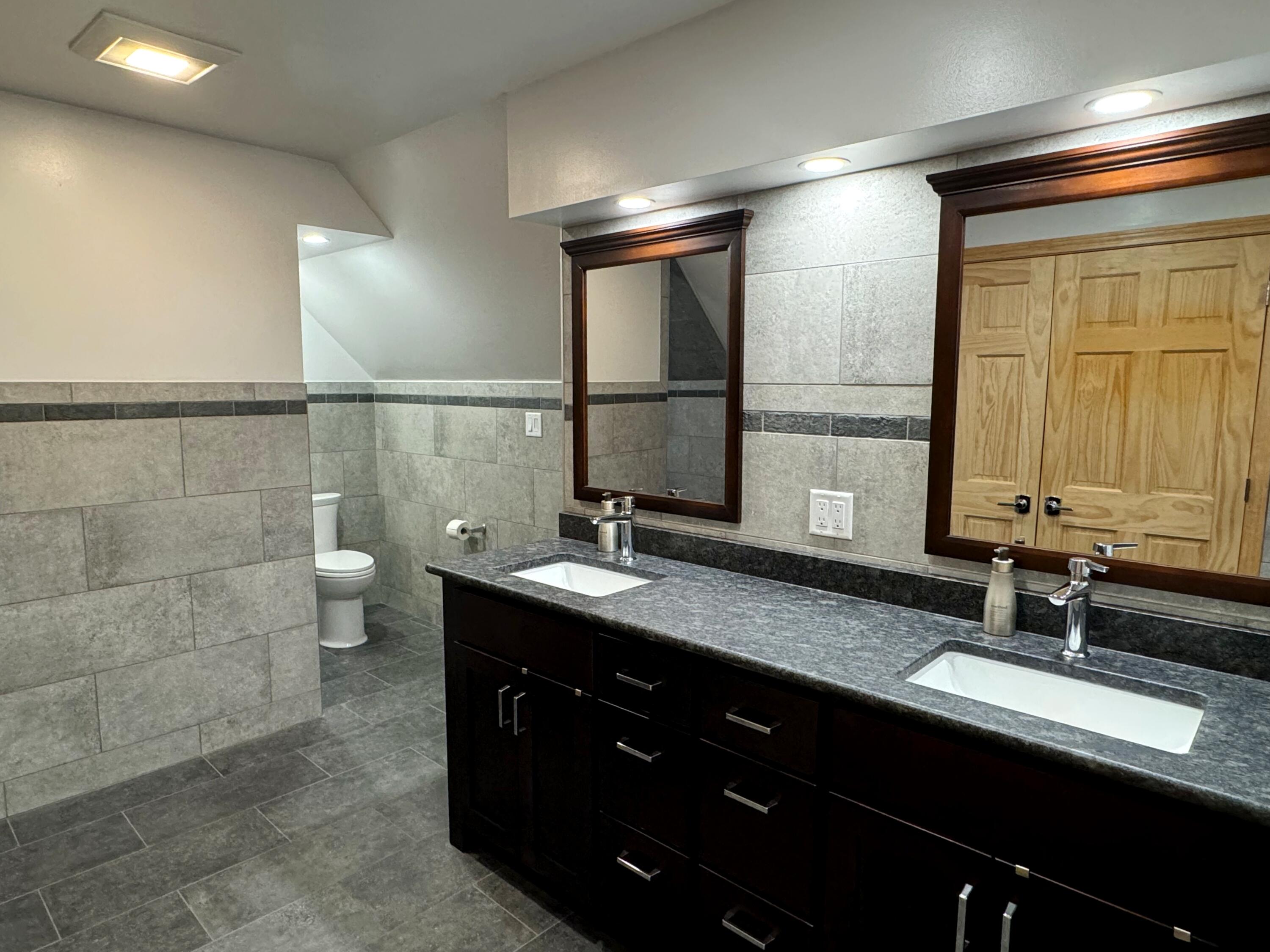 main property photo 77