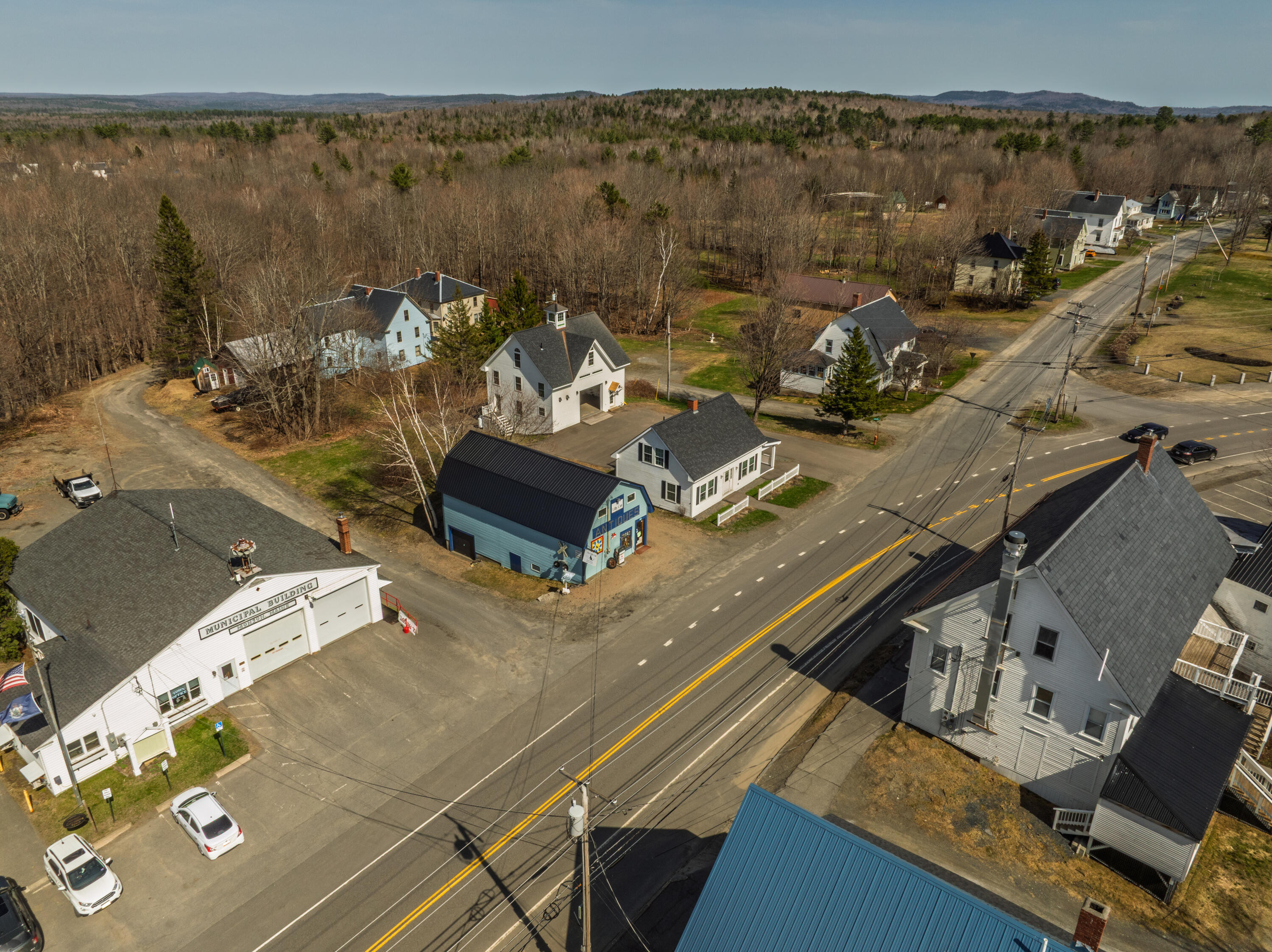 main property photo 11
