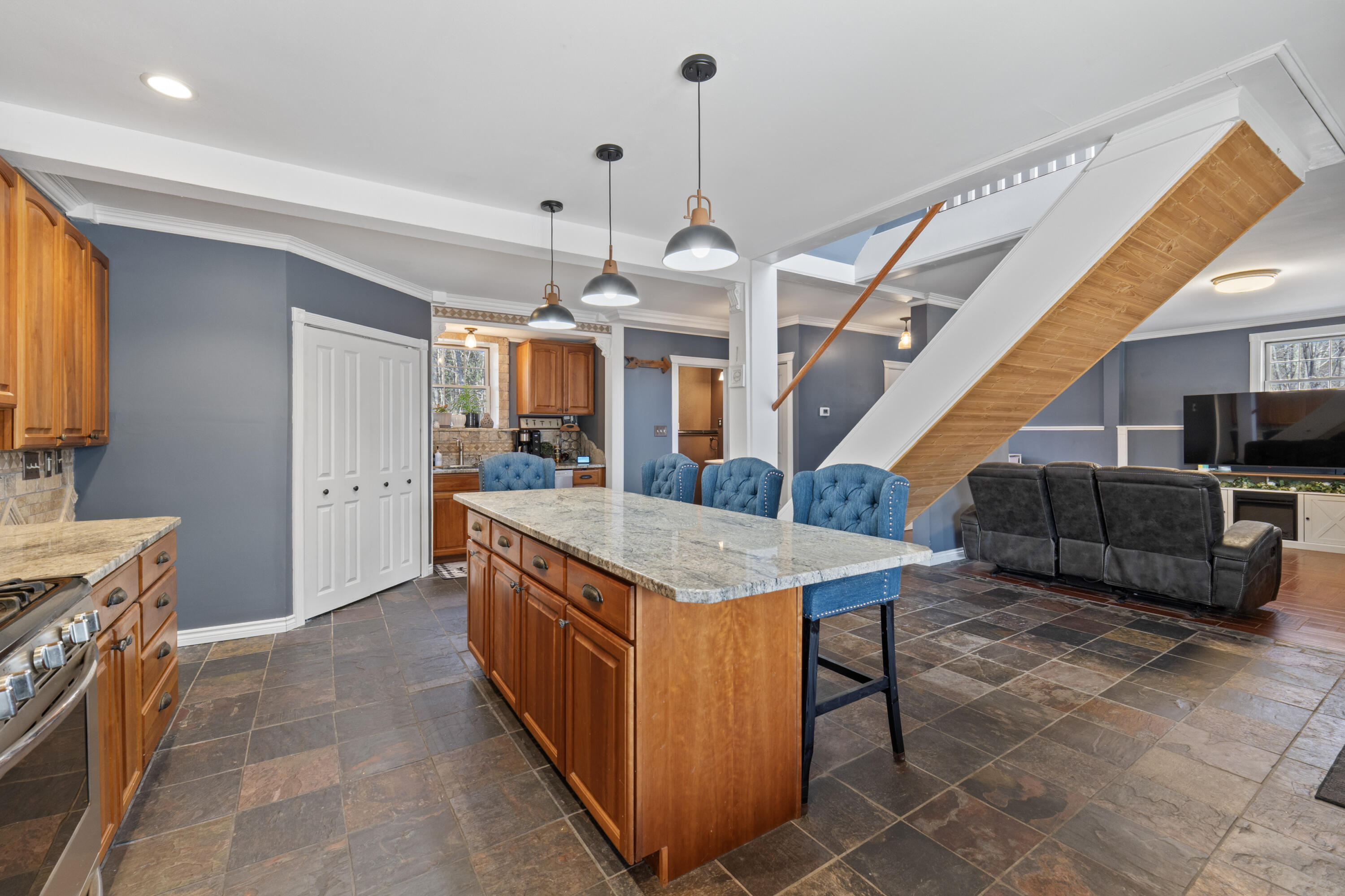property viewer photo 11