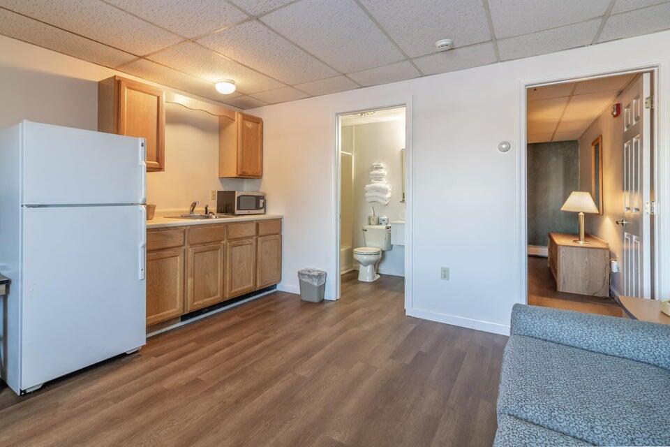 main property photo 74