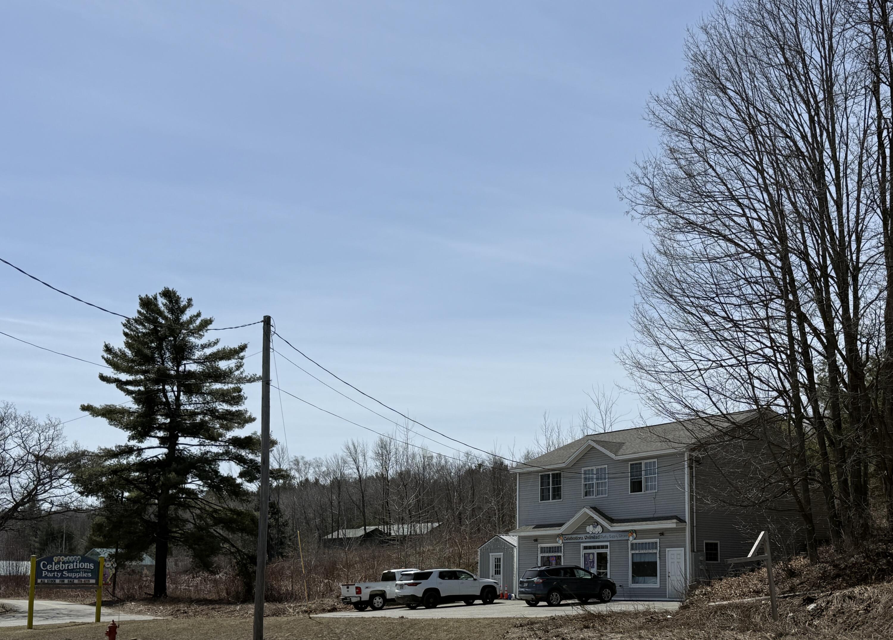 main property photo 32