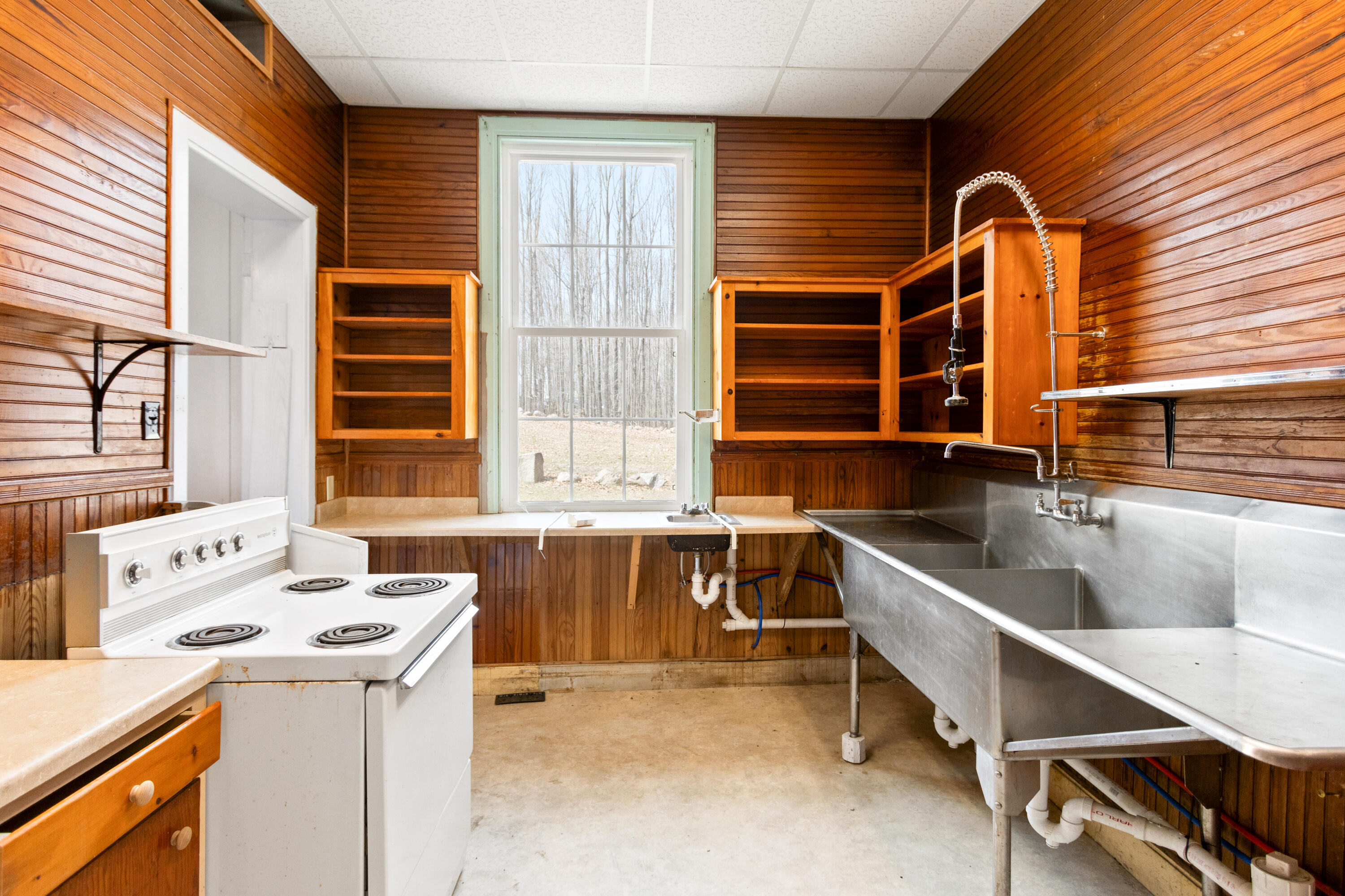 main property photo 58