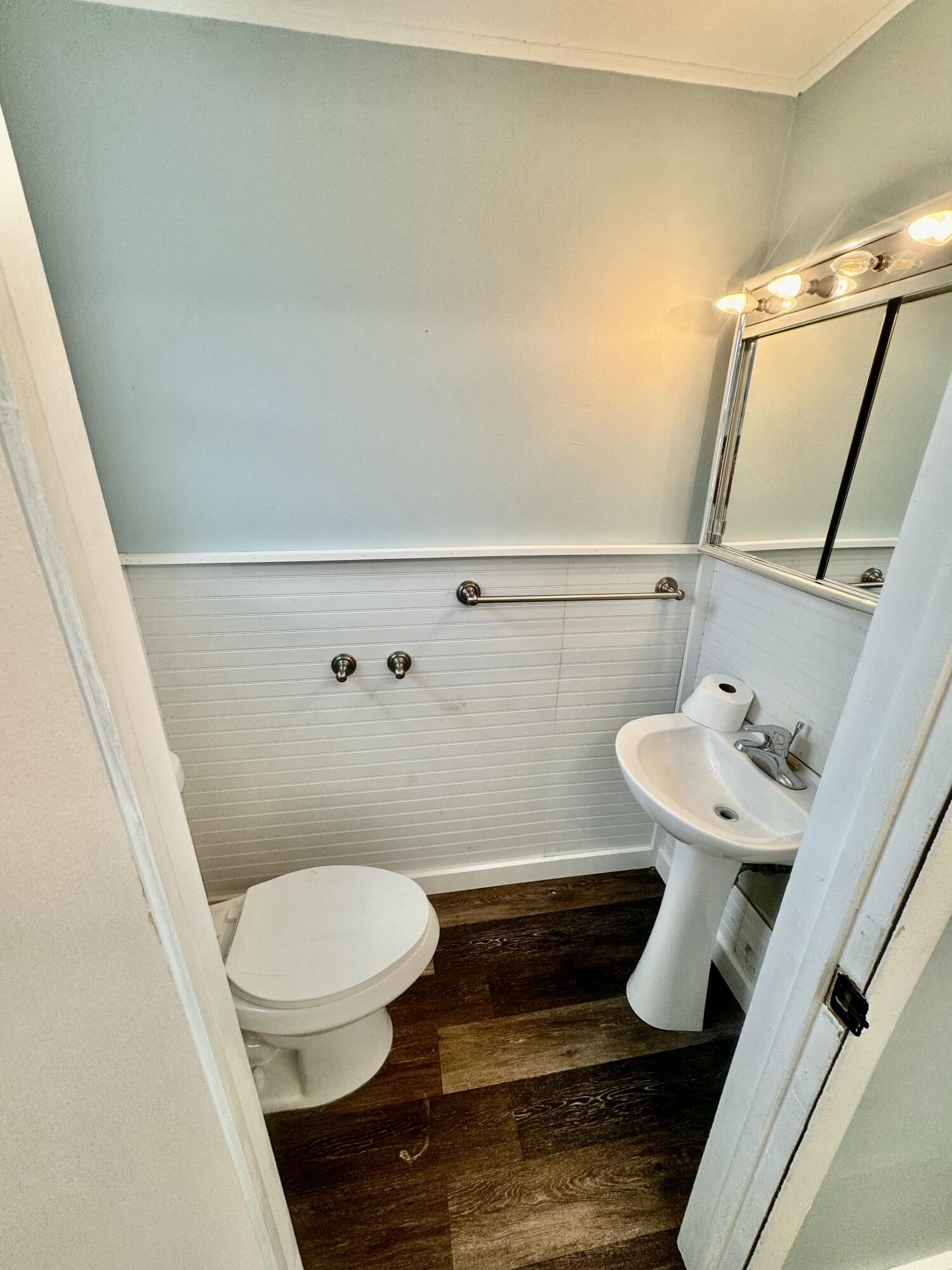 main property photo 13