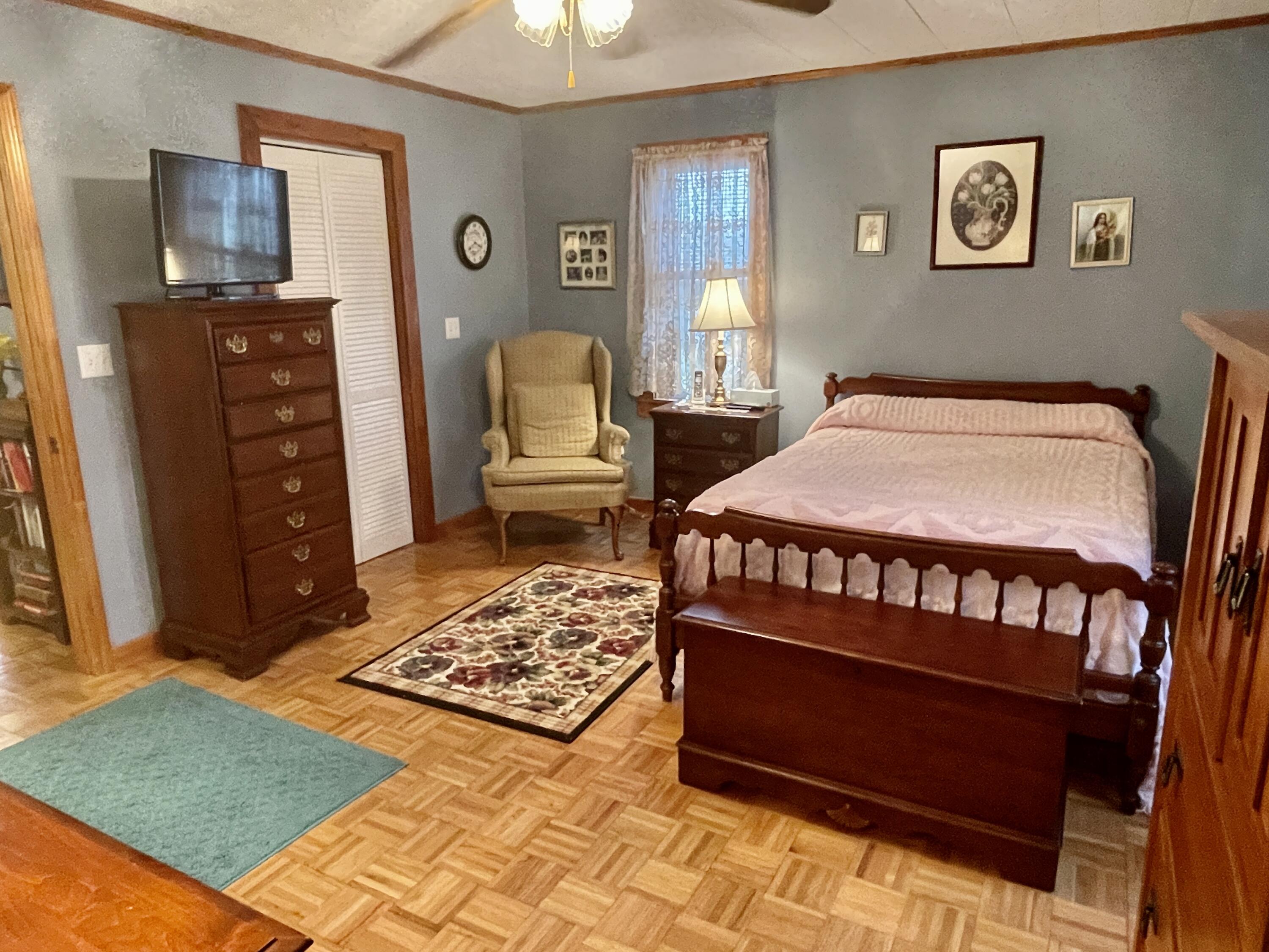 main property photo 26