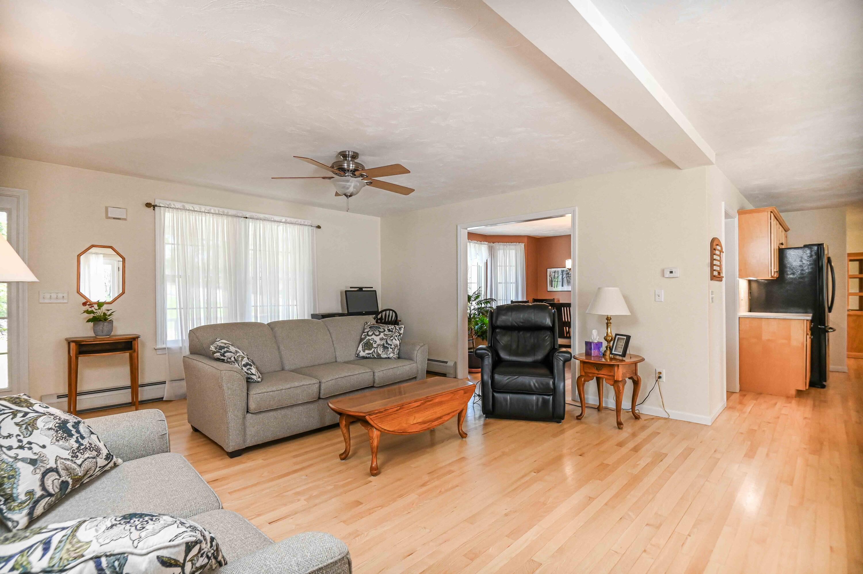 property viewer photo 23