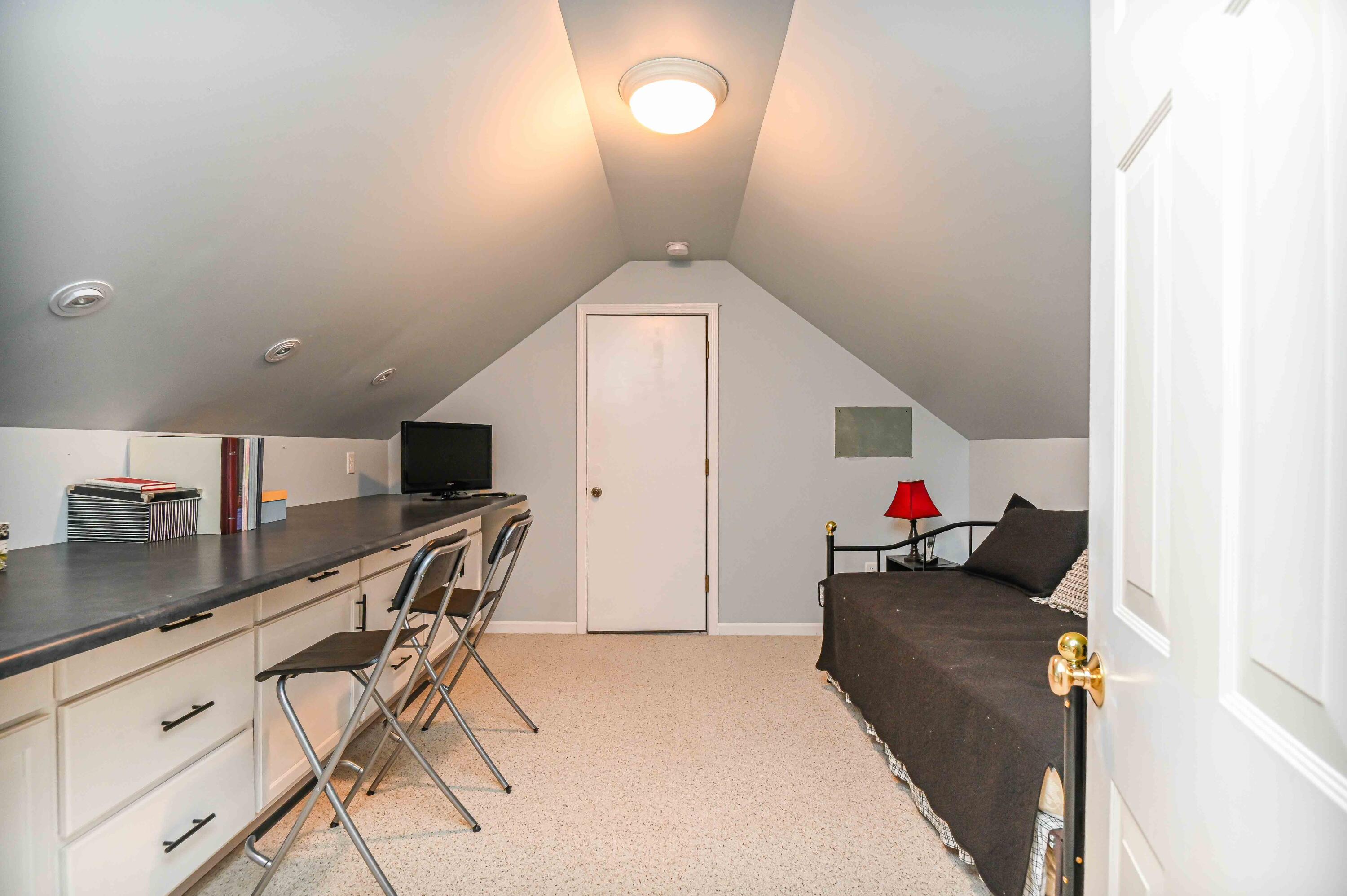 property viewer photo 45