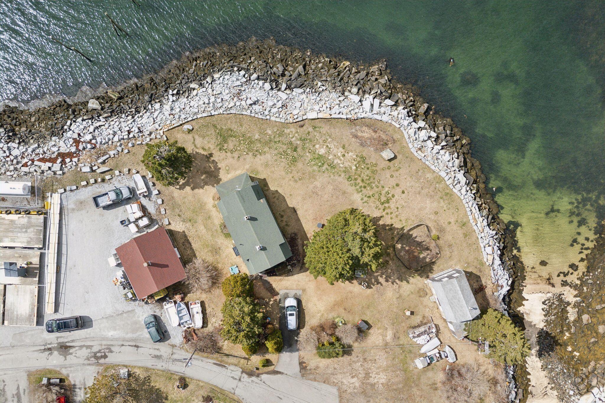 main property photo 13