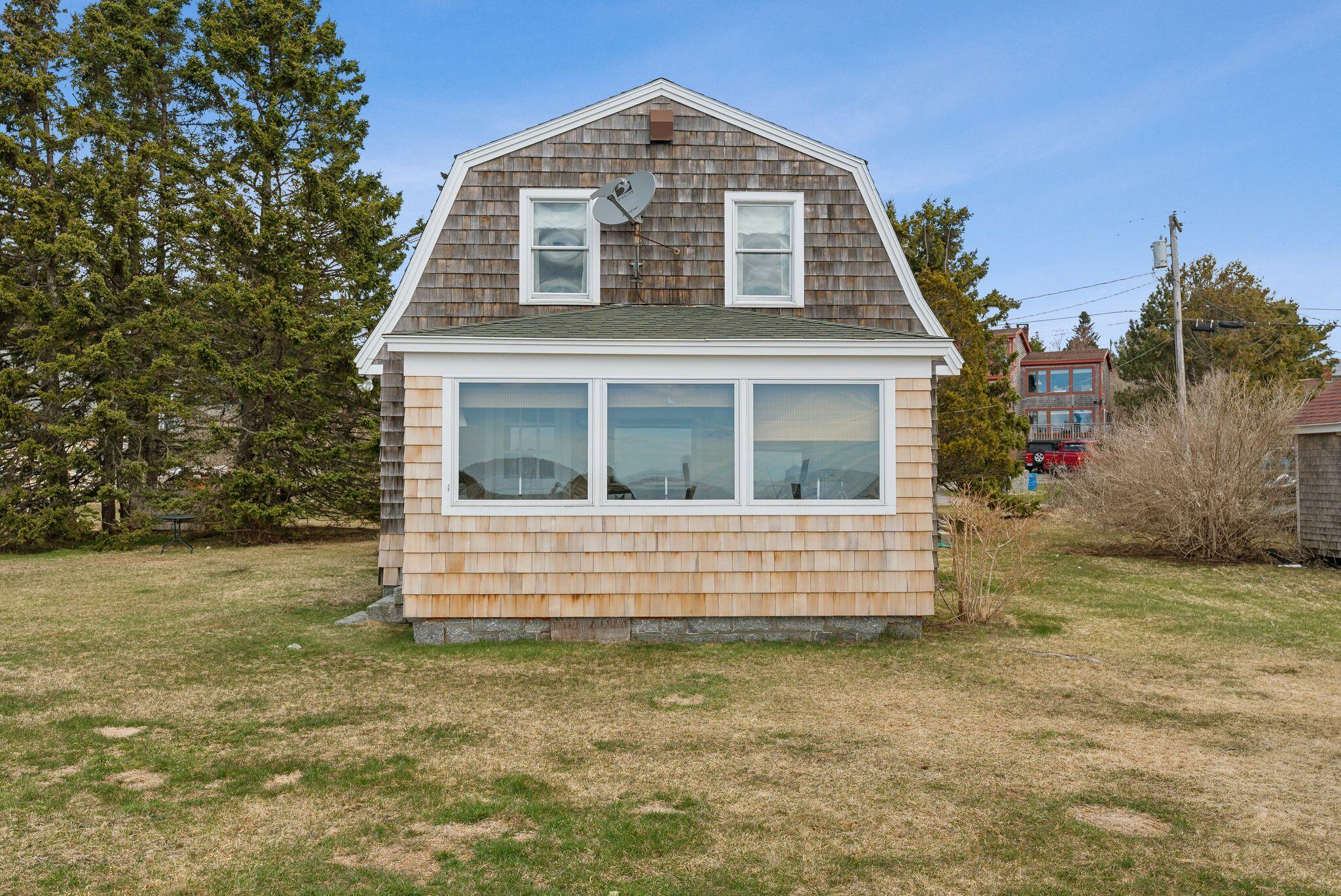main property photo 20