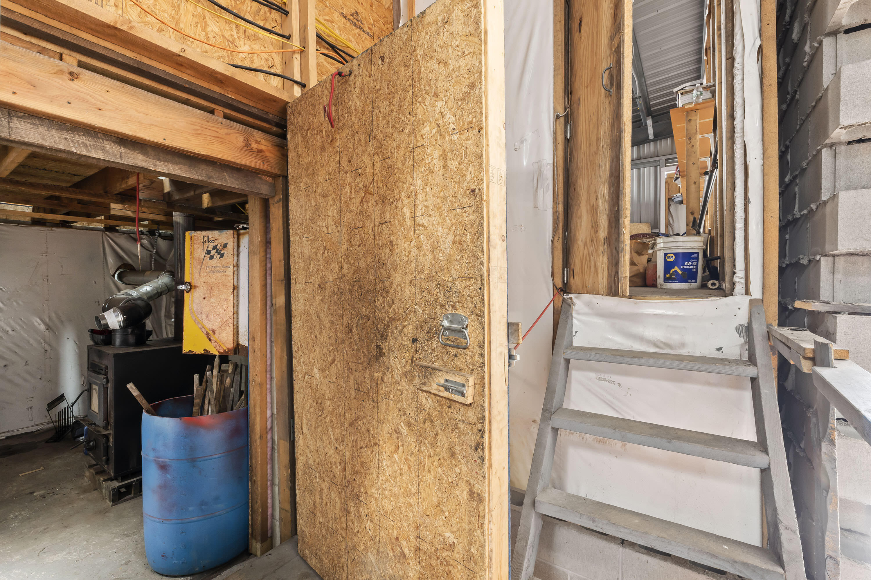 main property photo 49