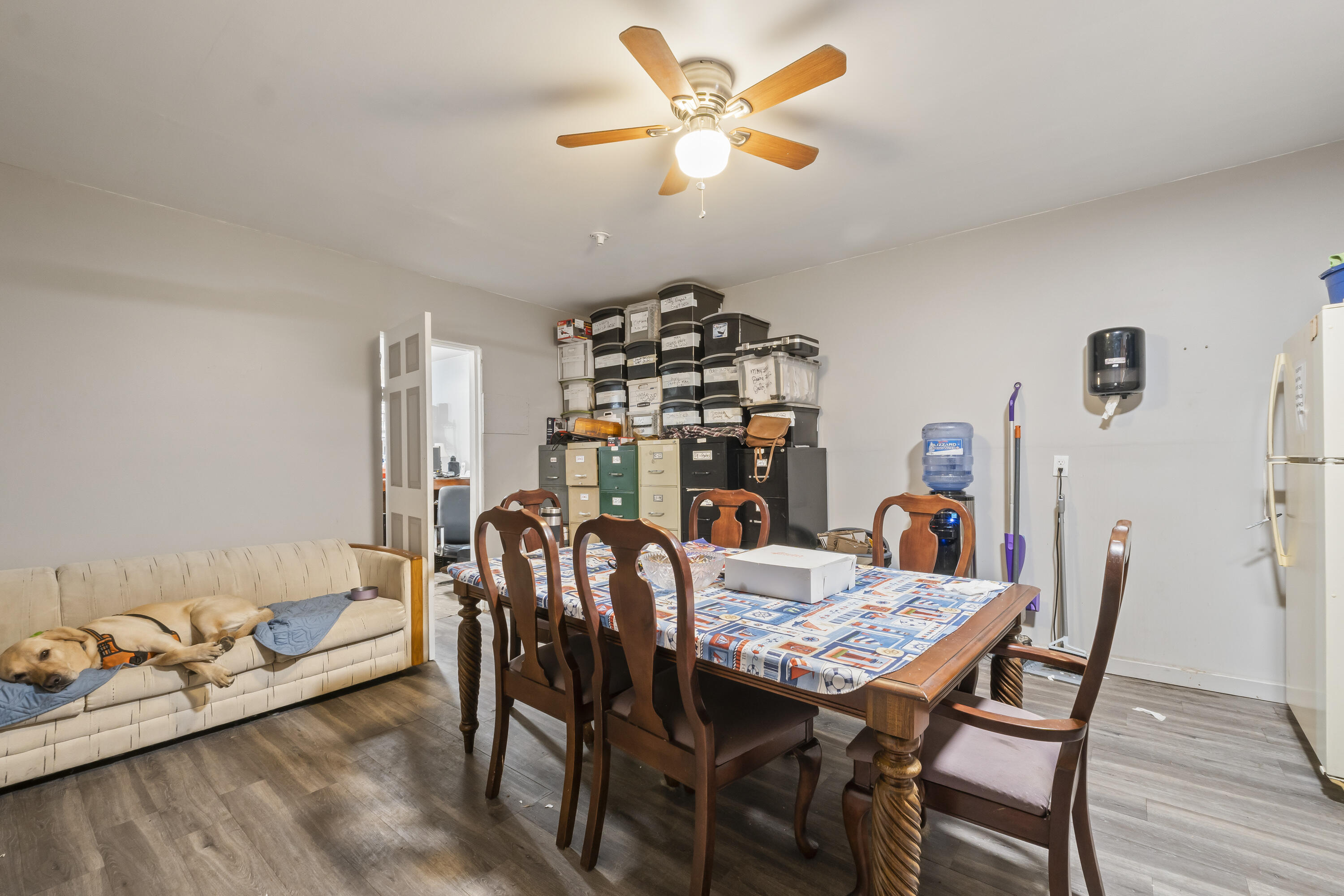 main property photo 75