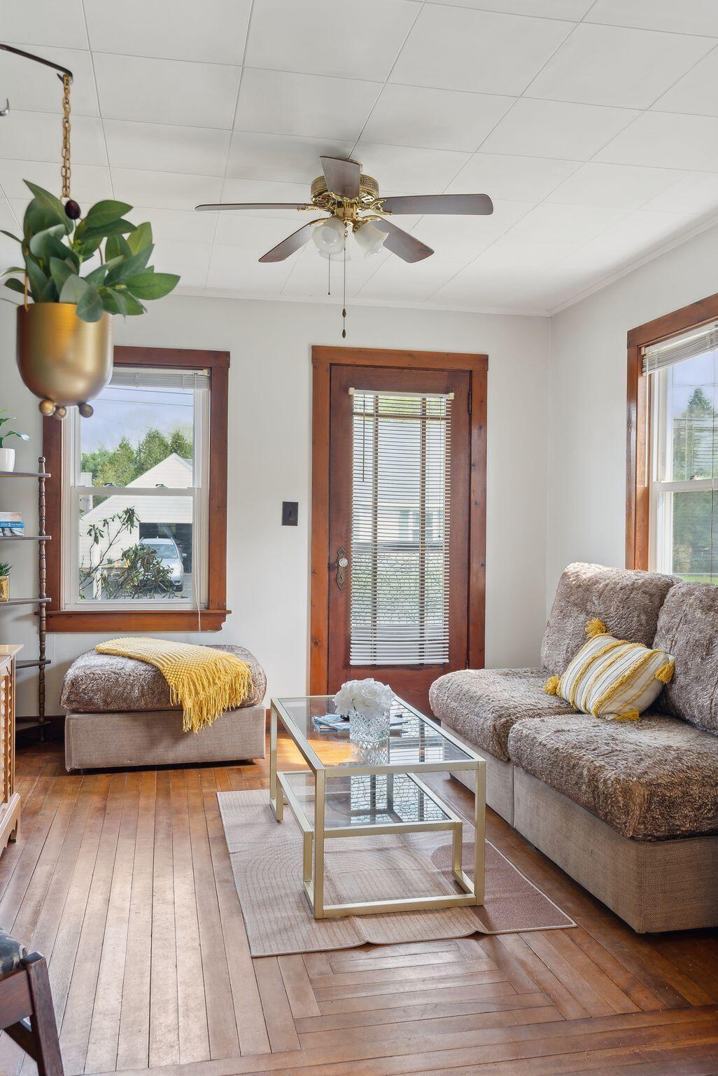 property viewer photo 12