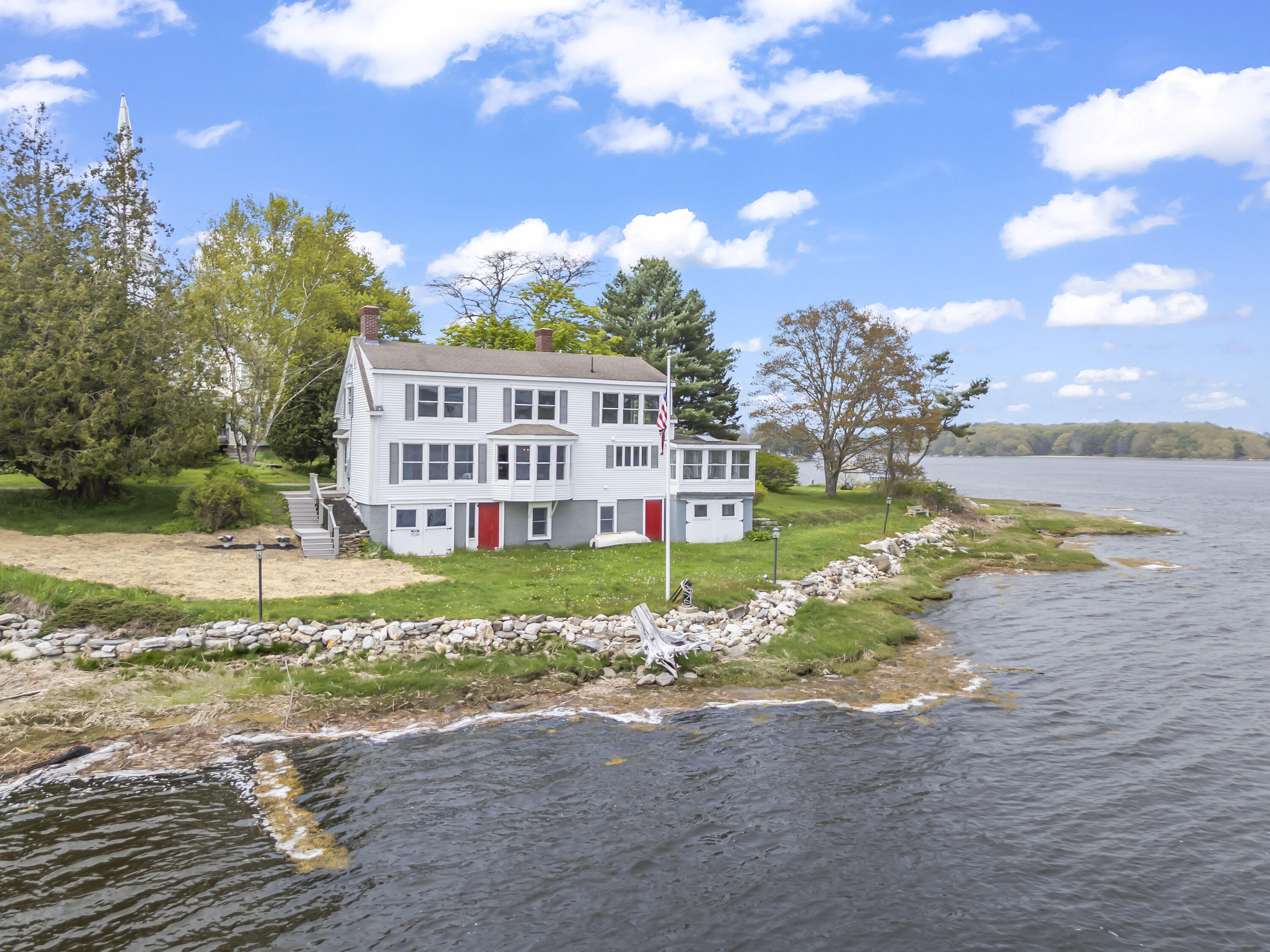 main property photo 78