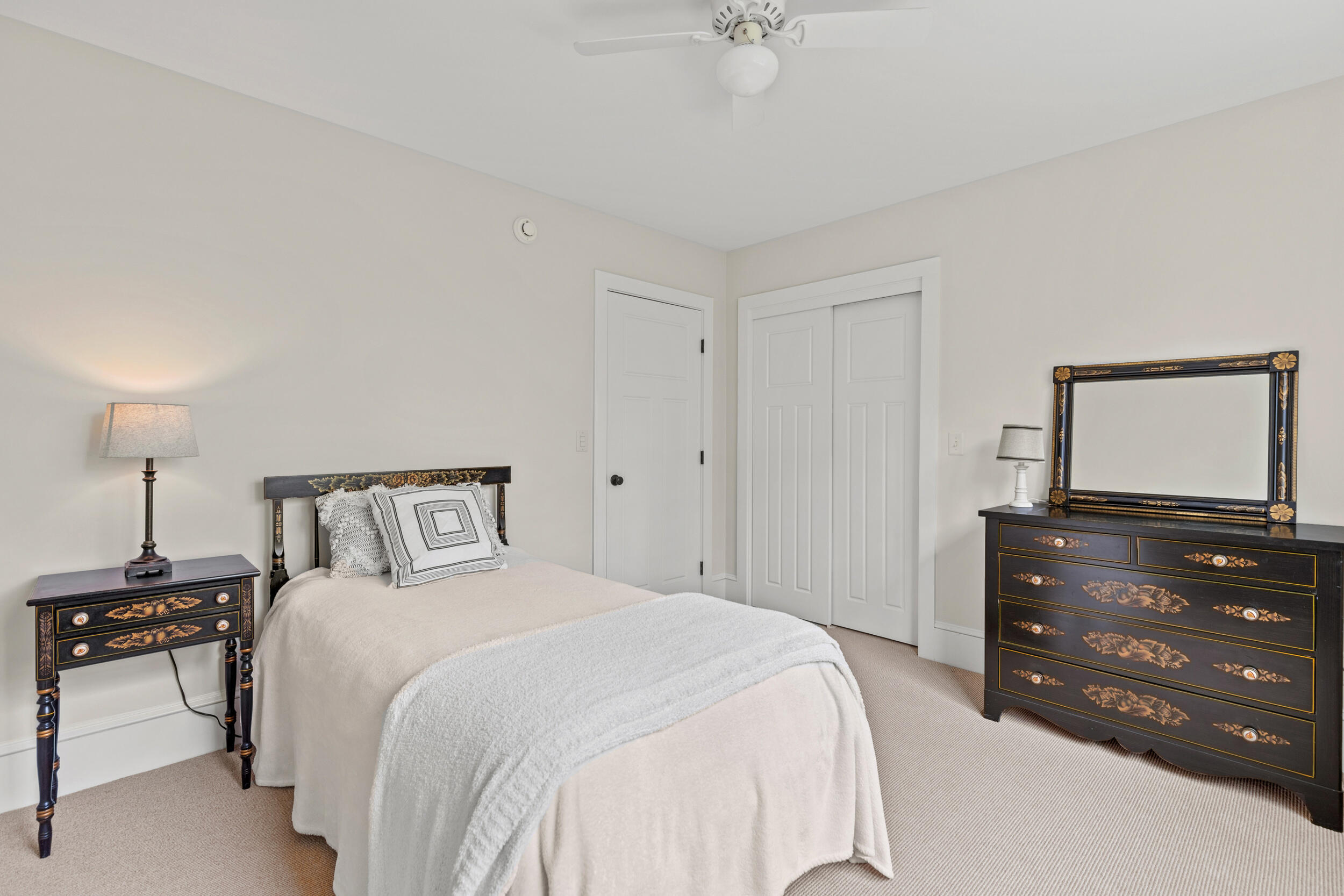 property viewer photo 30