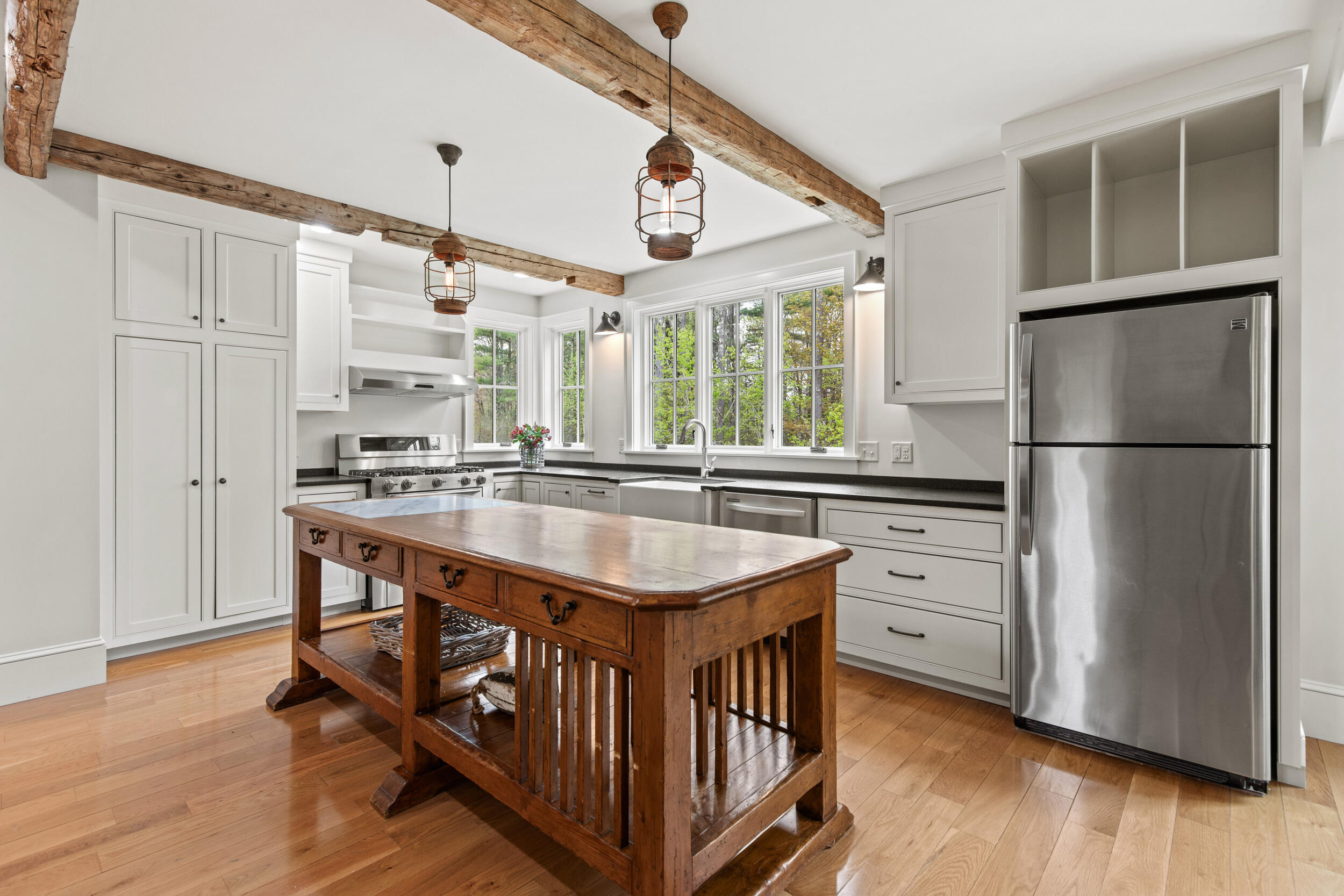 property viewer photo 9