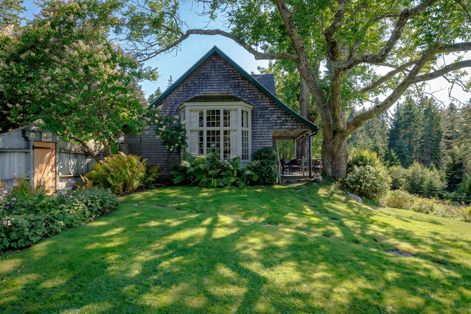 main property photo 7